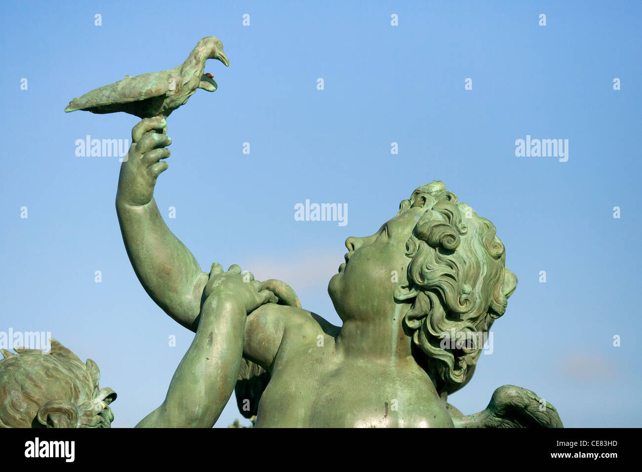 Bronzestatue in Gärten des Chateau de Versailles, Frankreich Stockfoto