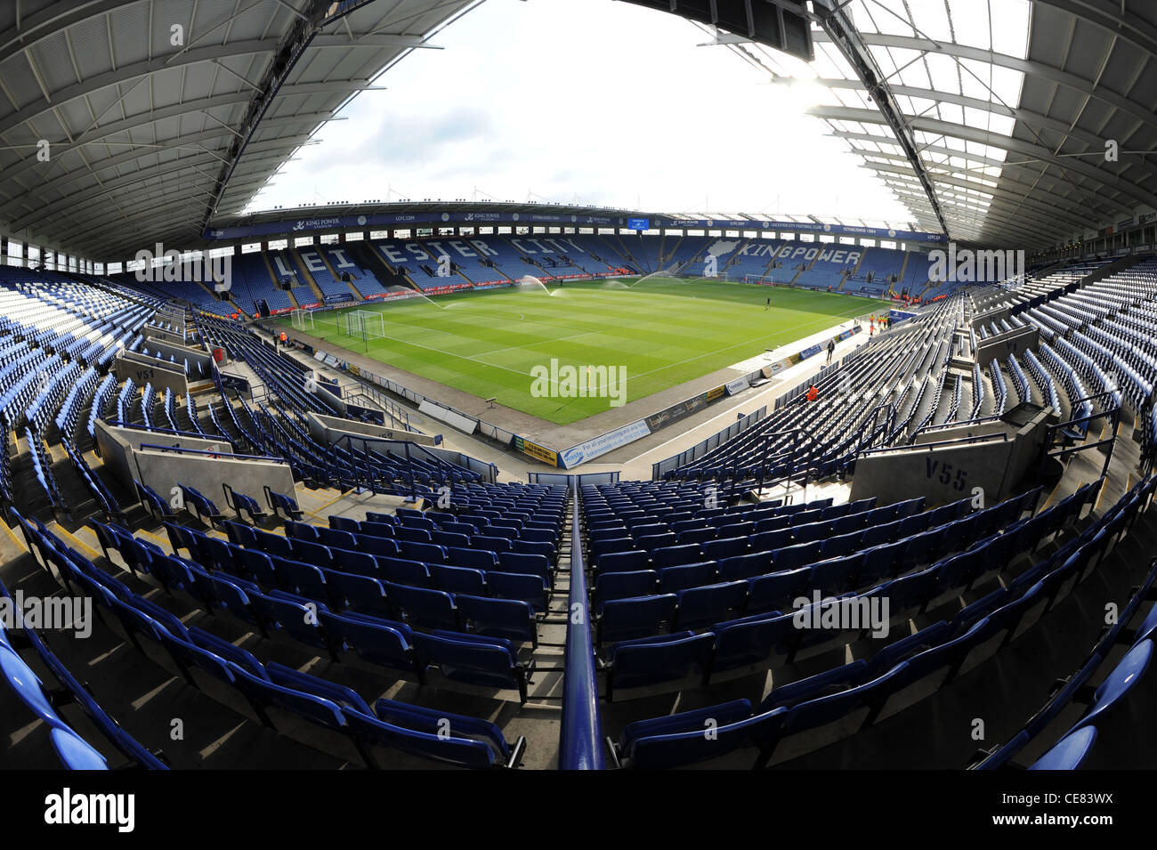 Innenansicht der King Power Stadium (formal bekannt als Walkers Stadium) Leicester. Haus von Leicester City Football Club Stockfoto