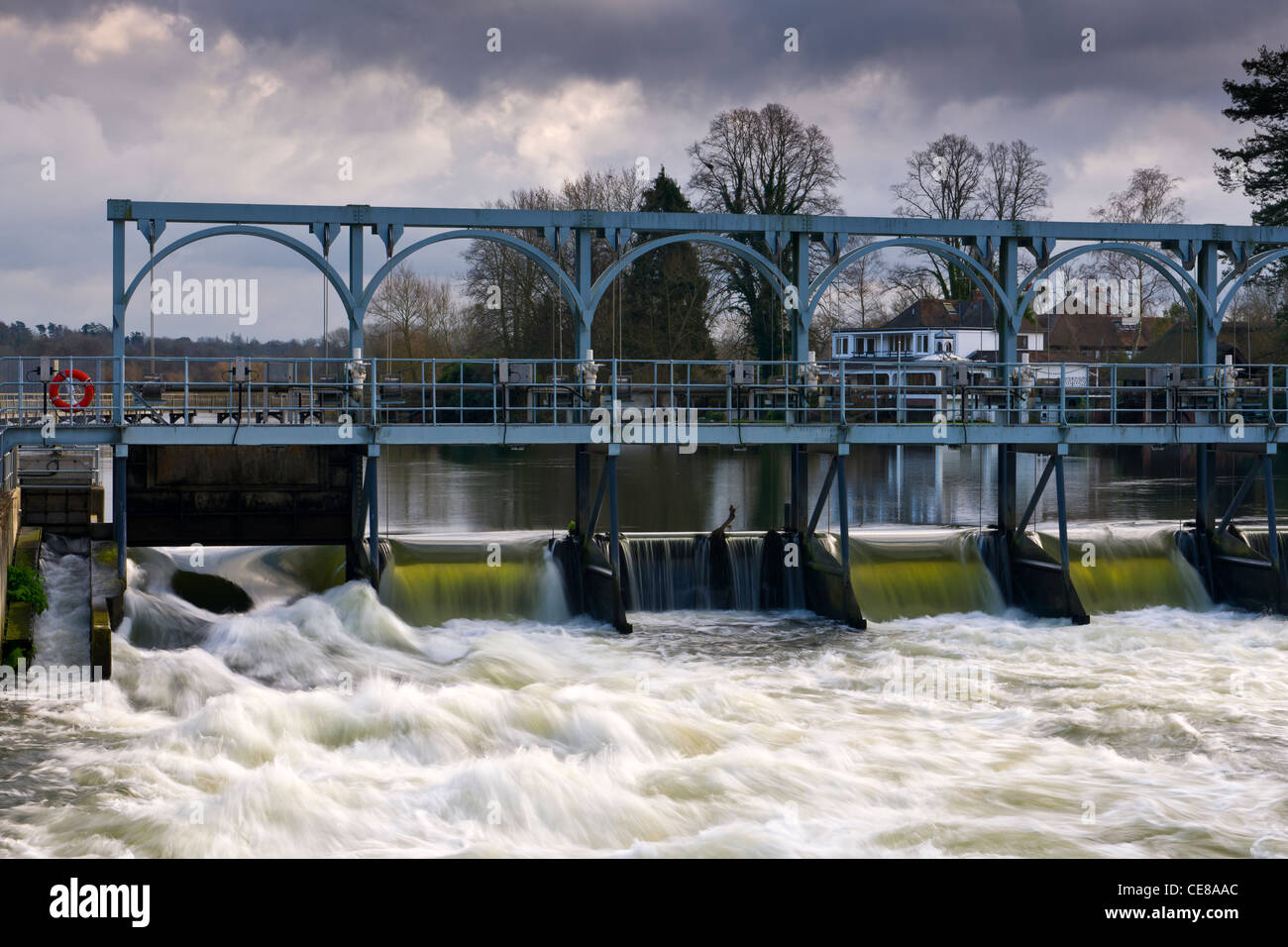 Schleusen auf der Themse Stockfoto