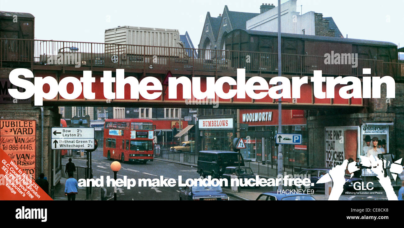 Ein Anti-Atom-Plakat, das 1983 vom Greater London Council produziert wurde. Stockfoto