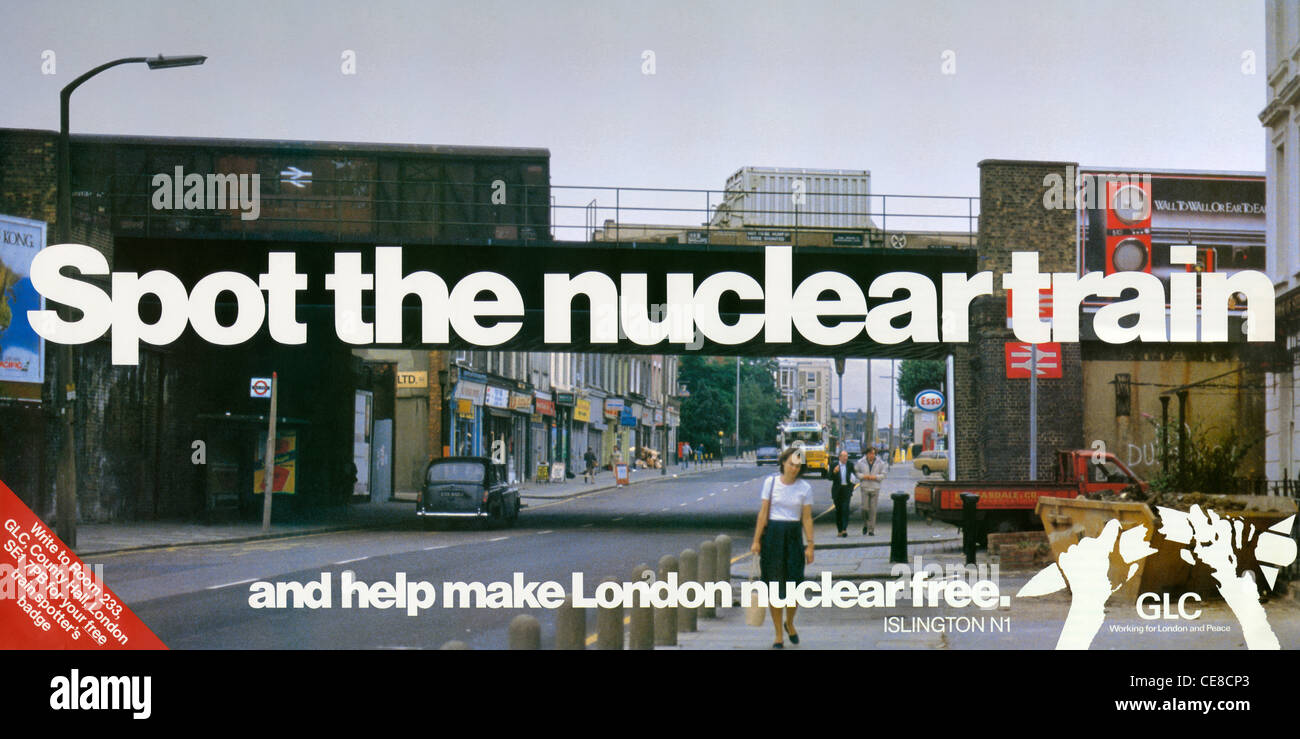 Ein Anti-Atom-Plakat, das 1983 vom Greater London Council produziert wurde. Stockfoto