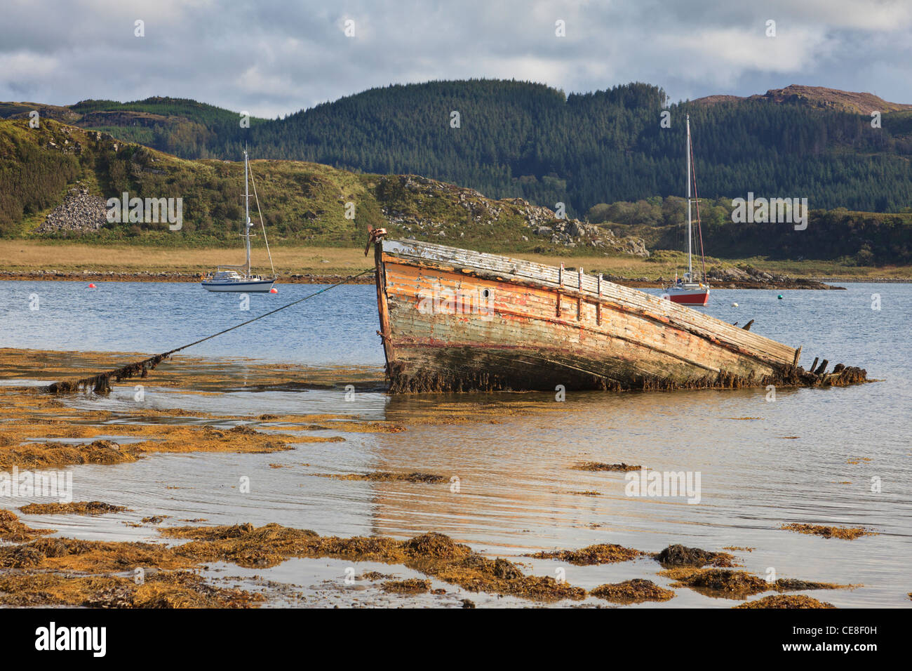Verfallende Holzschiff Stockfoto