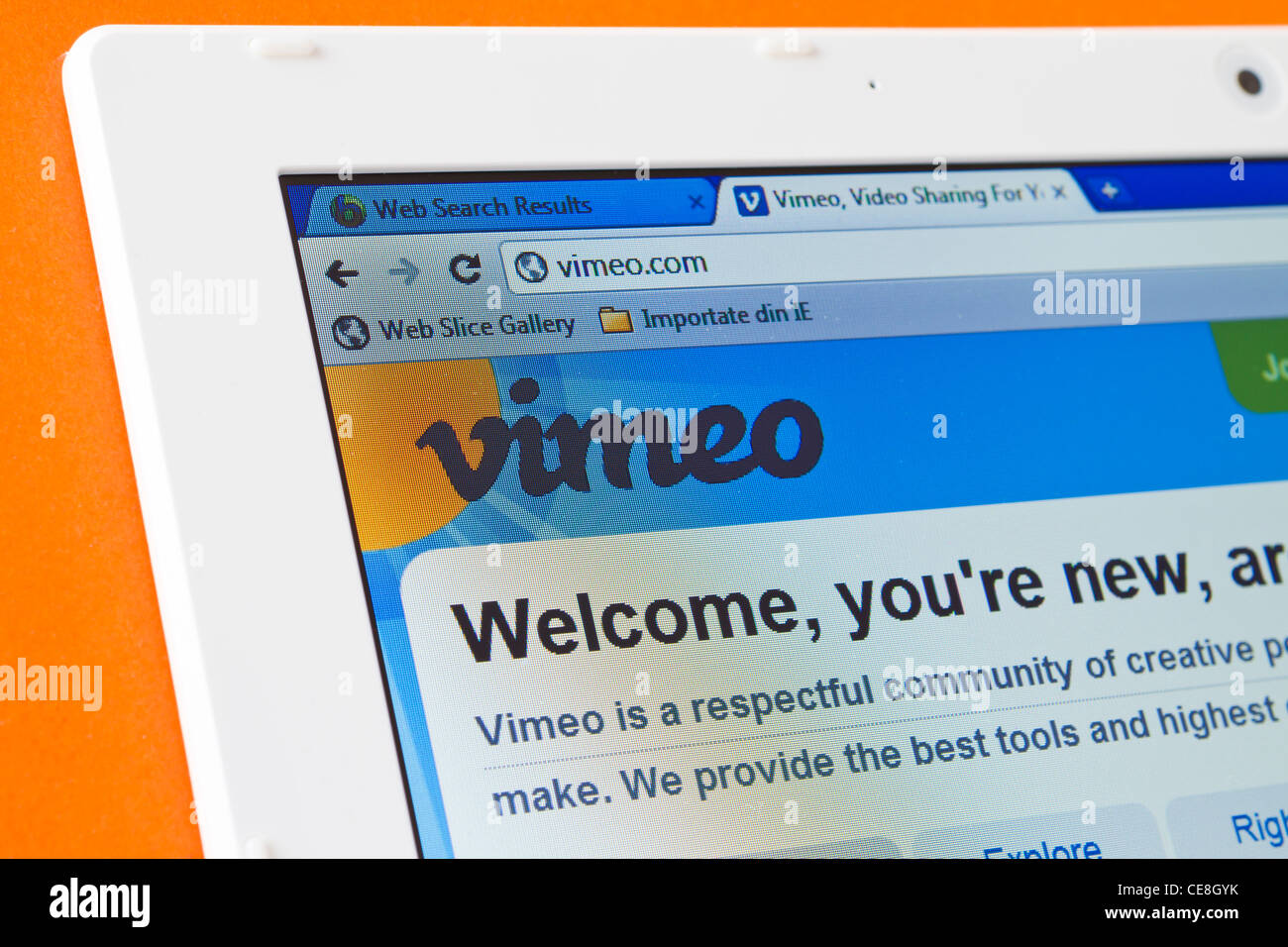 Vimeo offizielle Website auf Laptop-Bildschirm Stockfoto