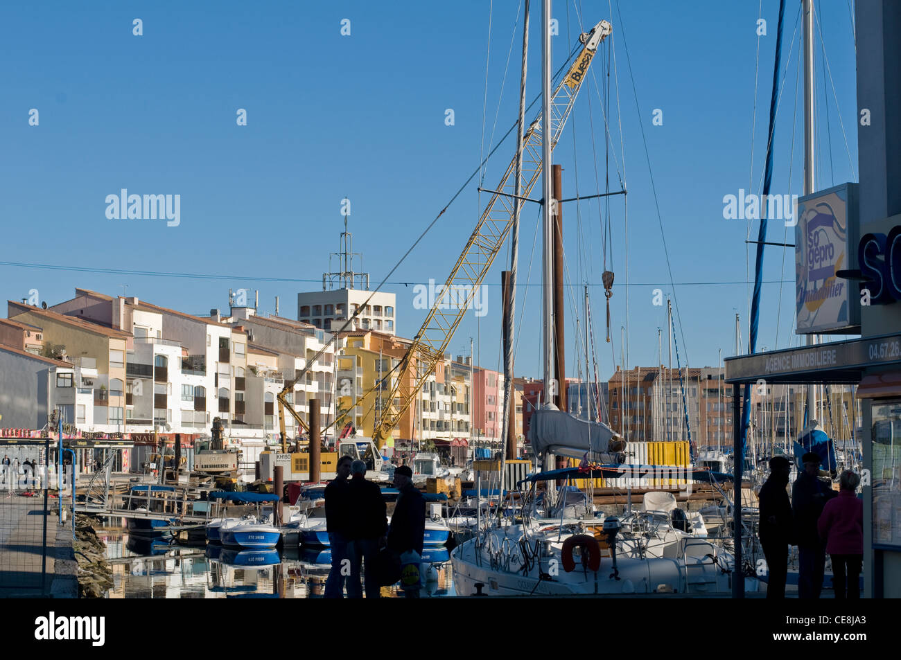 Kai am Cap d ' Agde, Zentrum Port, während der Zeit der Renovierungsarbeiten. Stockfoto