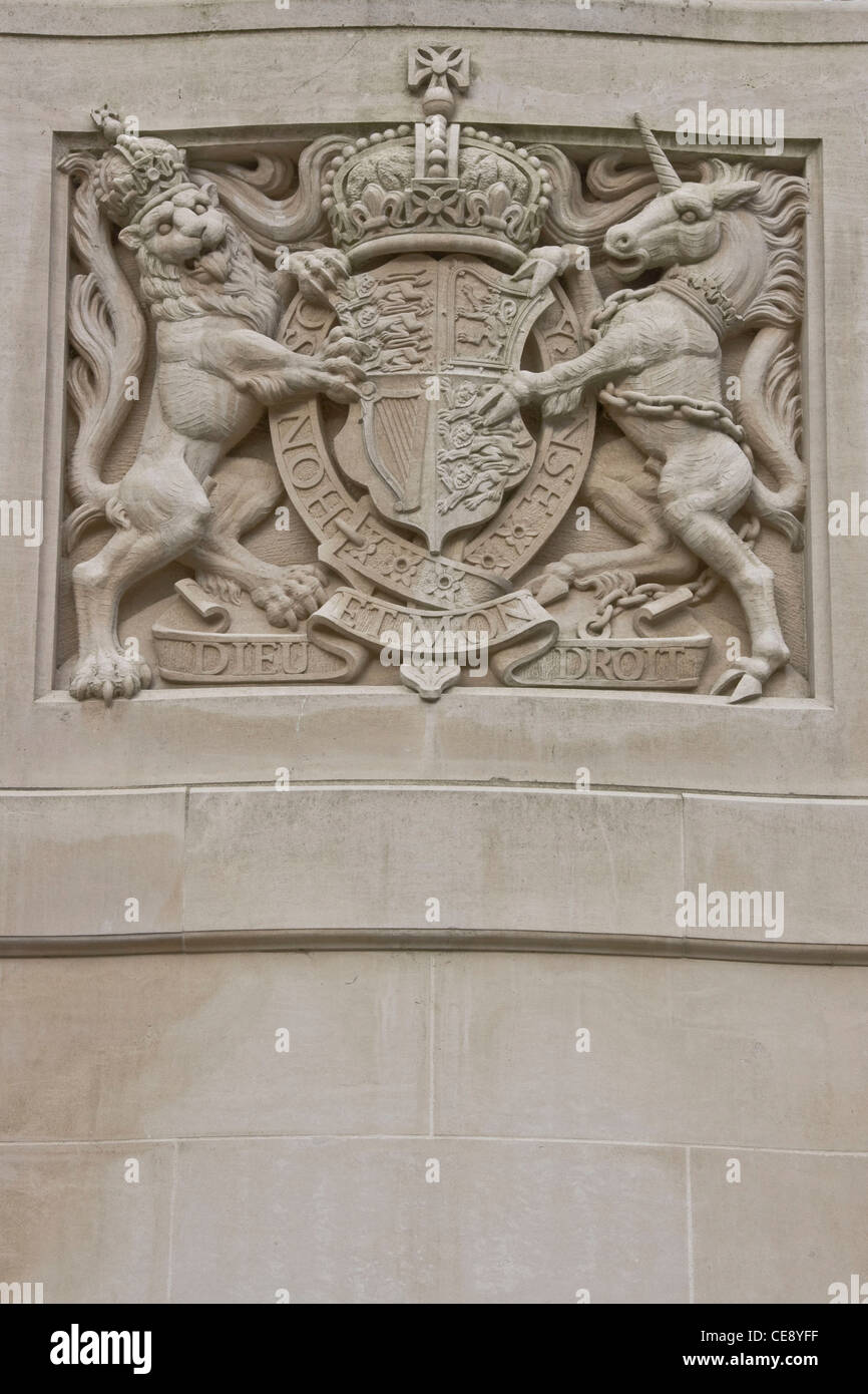 Königliche Wappen von Queen Elizabeth 11 Stockfotografie Alamy