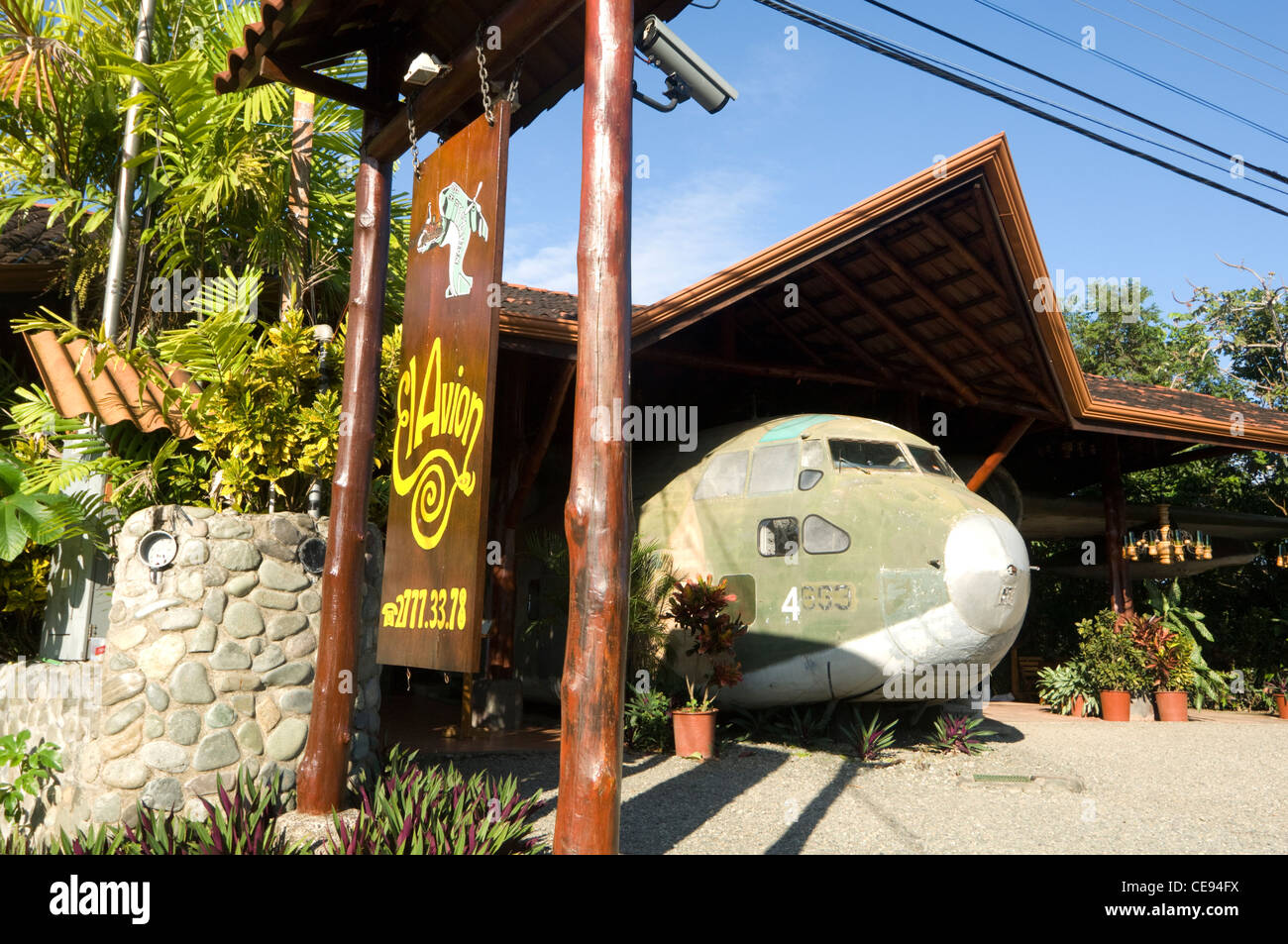 Restaurant El Avion Fairchild C-123 Aircraft Quepos costarica Stockfoto