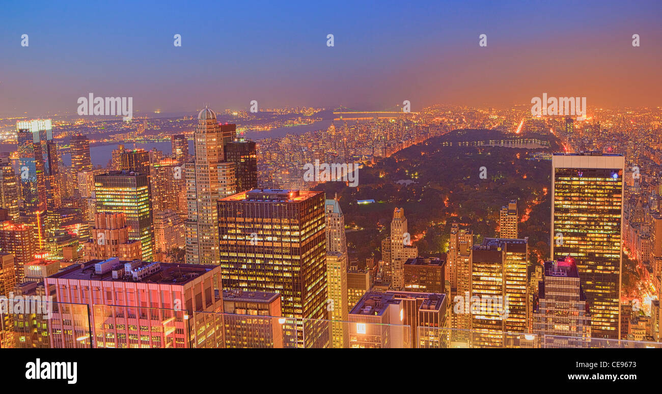 Central Park und Upper Manhattan in der Dämmerung von oben von der Rock-Spektrographen Stockfoto
