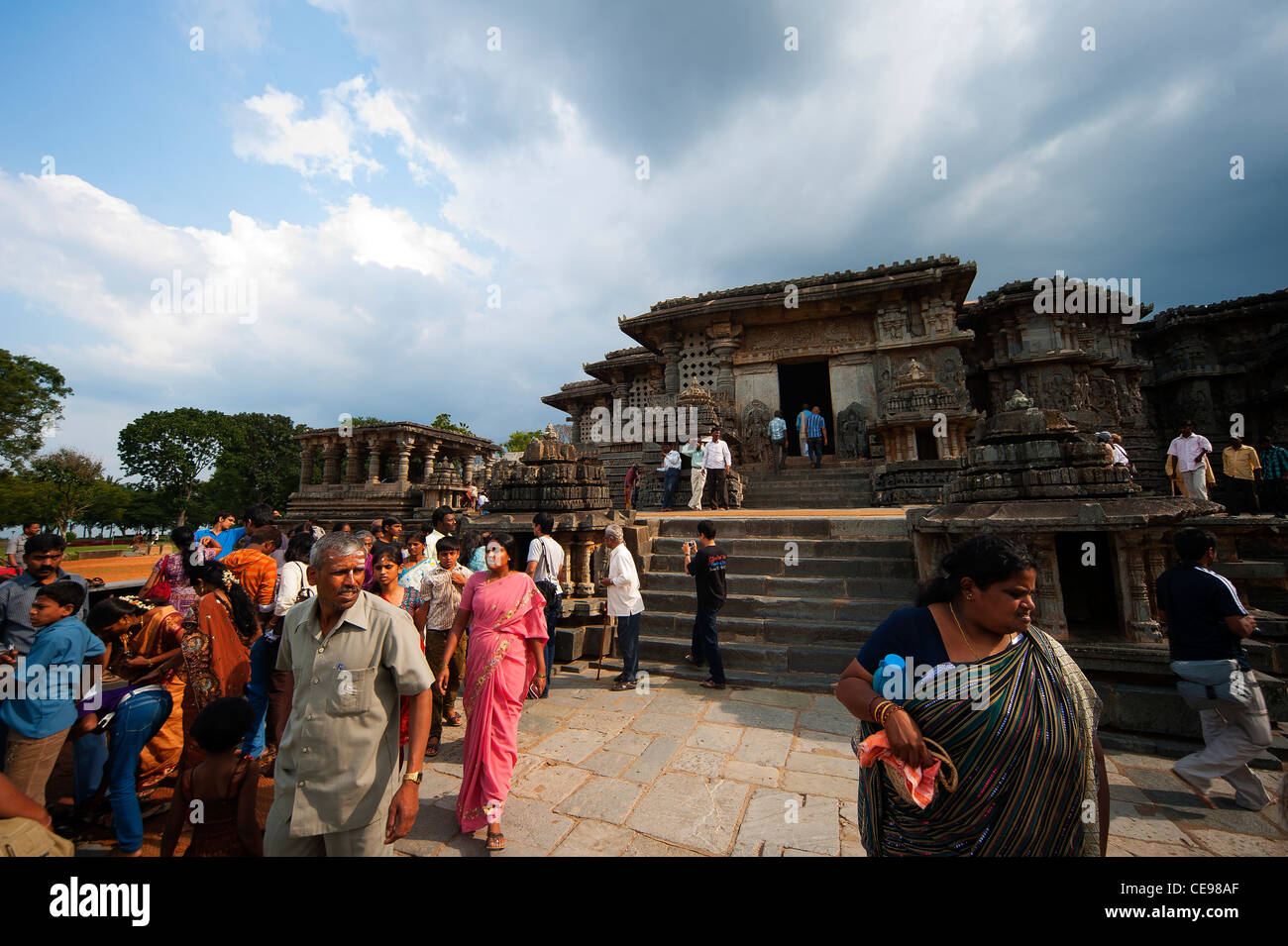 Hoysaleswara Tempel ist ein Tempel hinduistischen Gott Shiva gewidmet in Halebeedu Town, Karnataka, Indien. Stockfoto