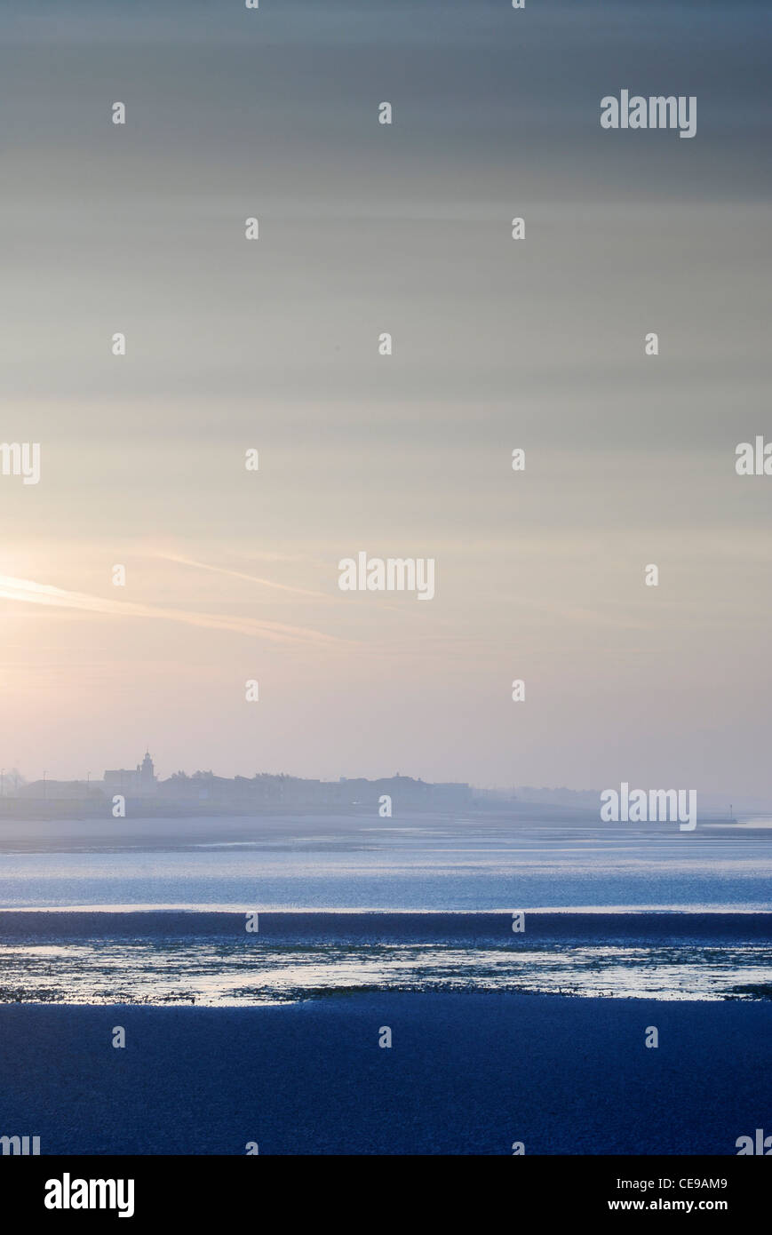 Strand bei Sonnenaufgang, Littlehampton, West Sussex, England, uk Stockfoto