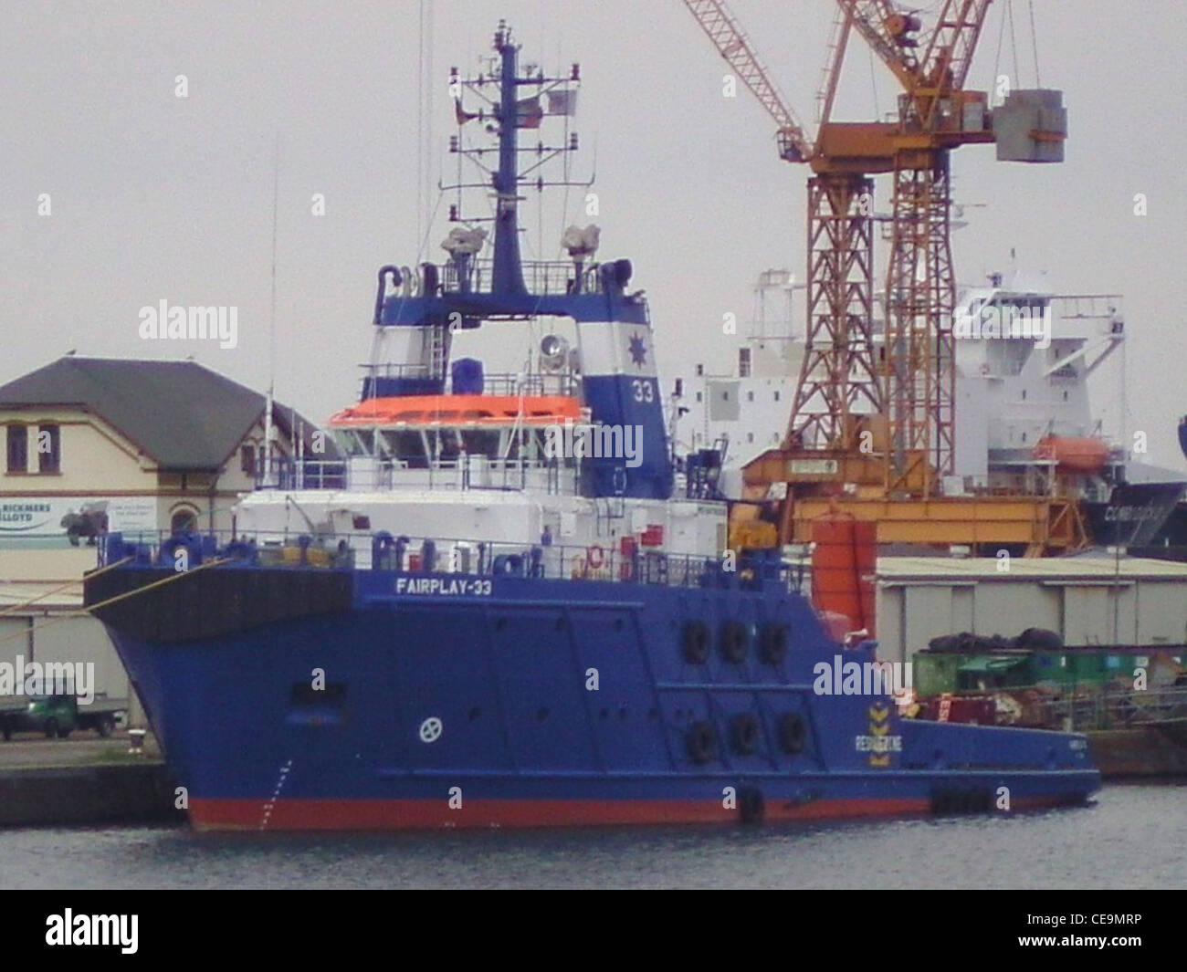 Das Hochsee-Twin Schraube Anchor Handling tug (AHT) Fairplay-33 auf der Lloyd Werft in Bremerhaven. Stockfoto