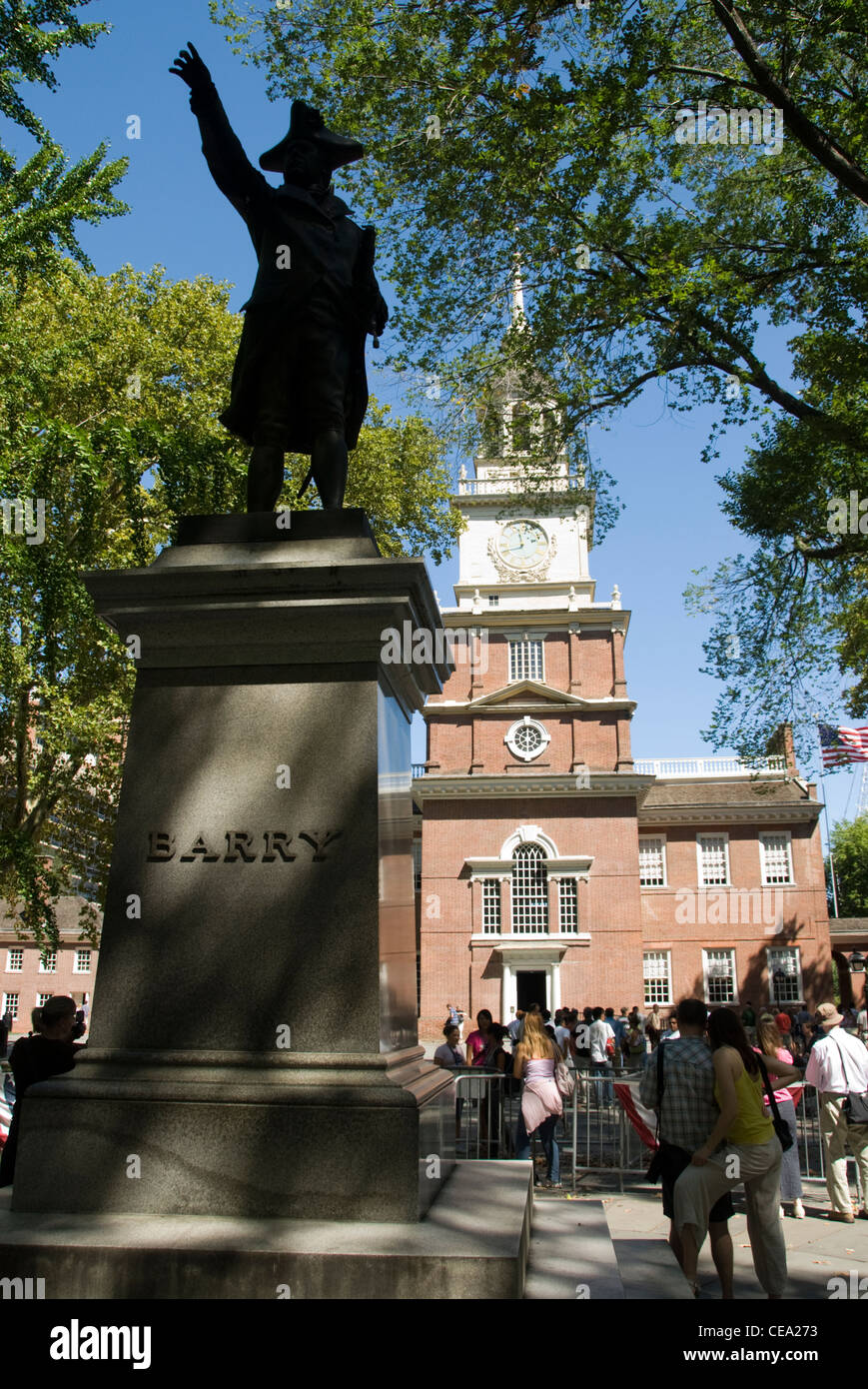 Statue von John Barry, vor Independence Hall, Philadelphia, USA. Stockfoto