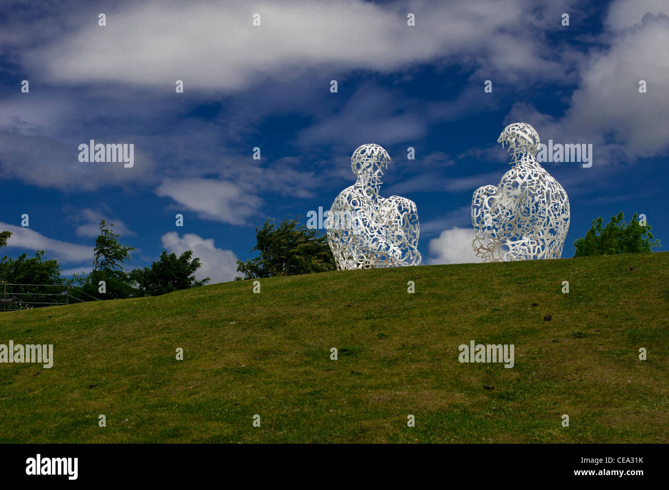 Kunstwerke des spanischen Künstlers Jaume Plensa in Yorkshire Sculpture Park. Stockfoto