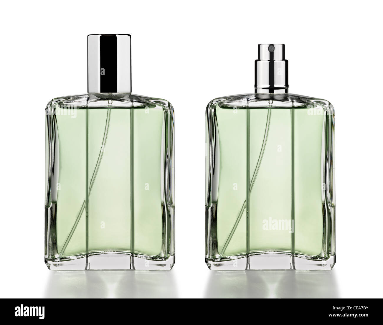 Parfüm-Flaschen, isoliert auf weiss Stockfoto