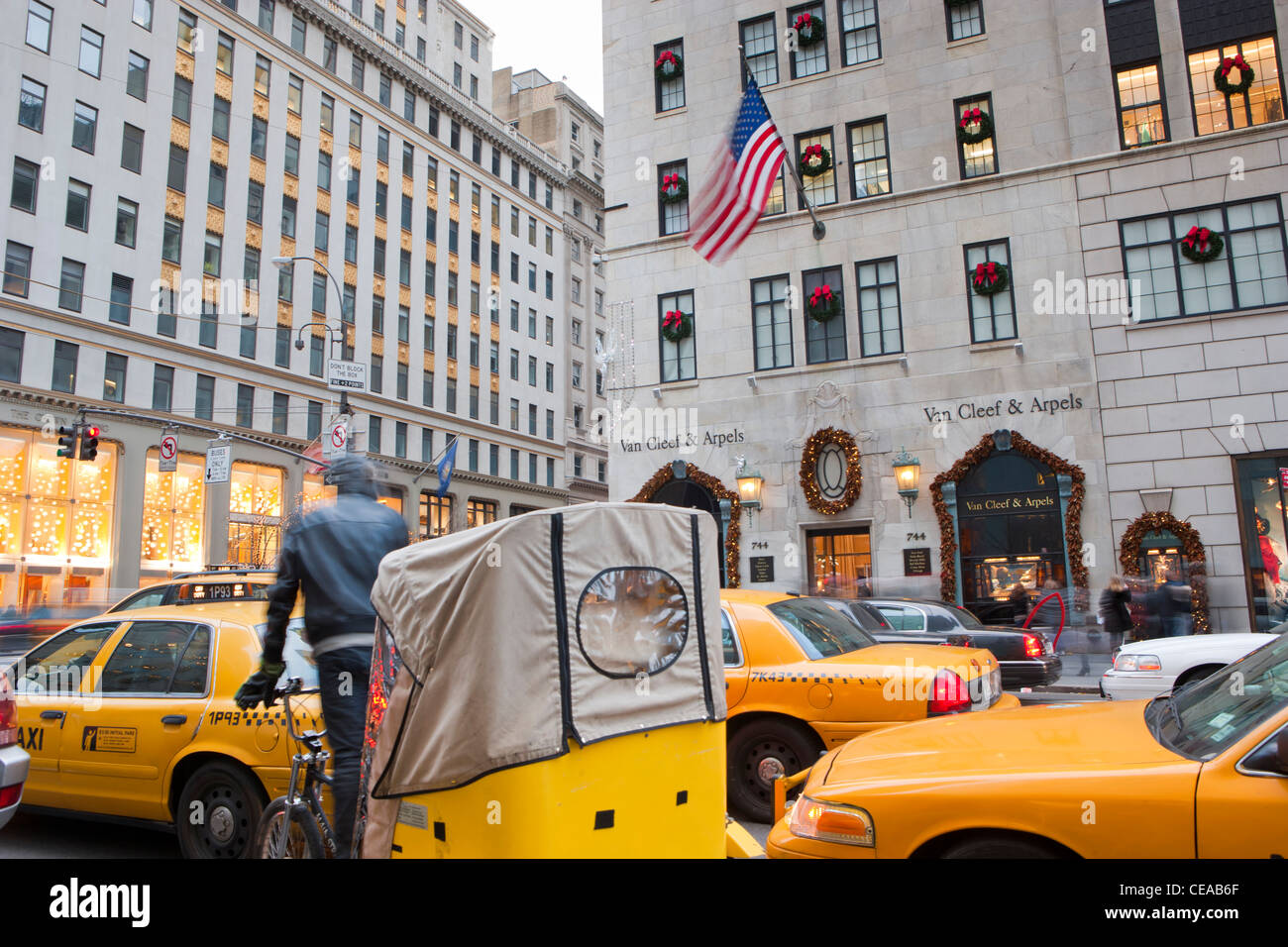 Ferienverkehr auf Fifth Avenue, New York, New York, USA Stockfoto