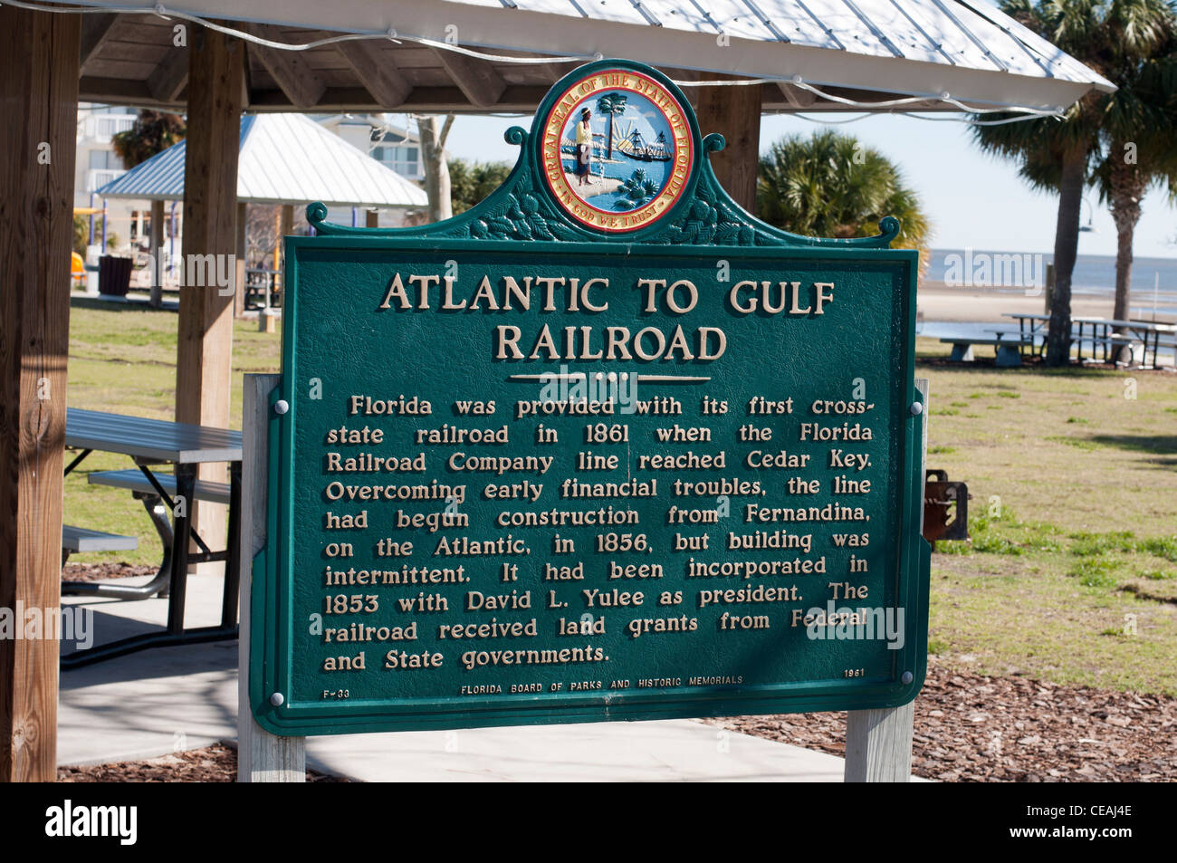 Atlantik, Golf Eisenbahn Schild am Cedar Key, Florida, Vereinigte Staaten, USA Stockfoto