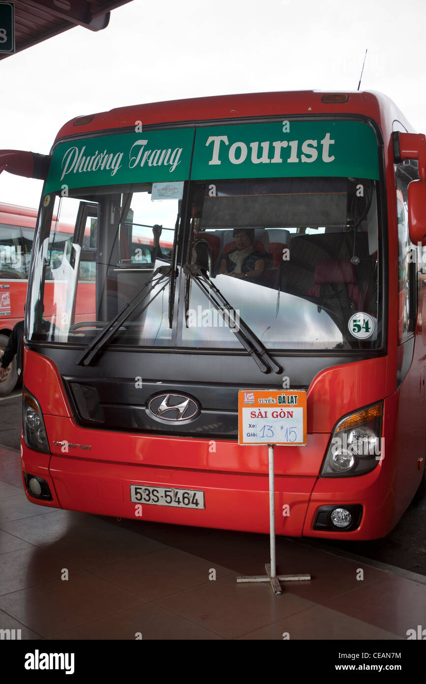 Phuong Trang Long Distance Touristenbus Stockfoto