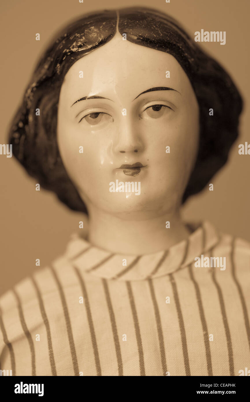Altmodische Porzellanpuppe Stockfoto
