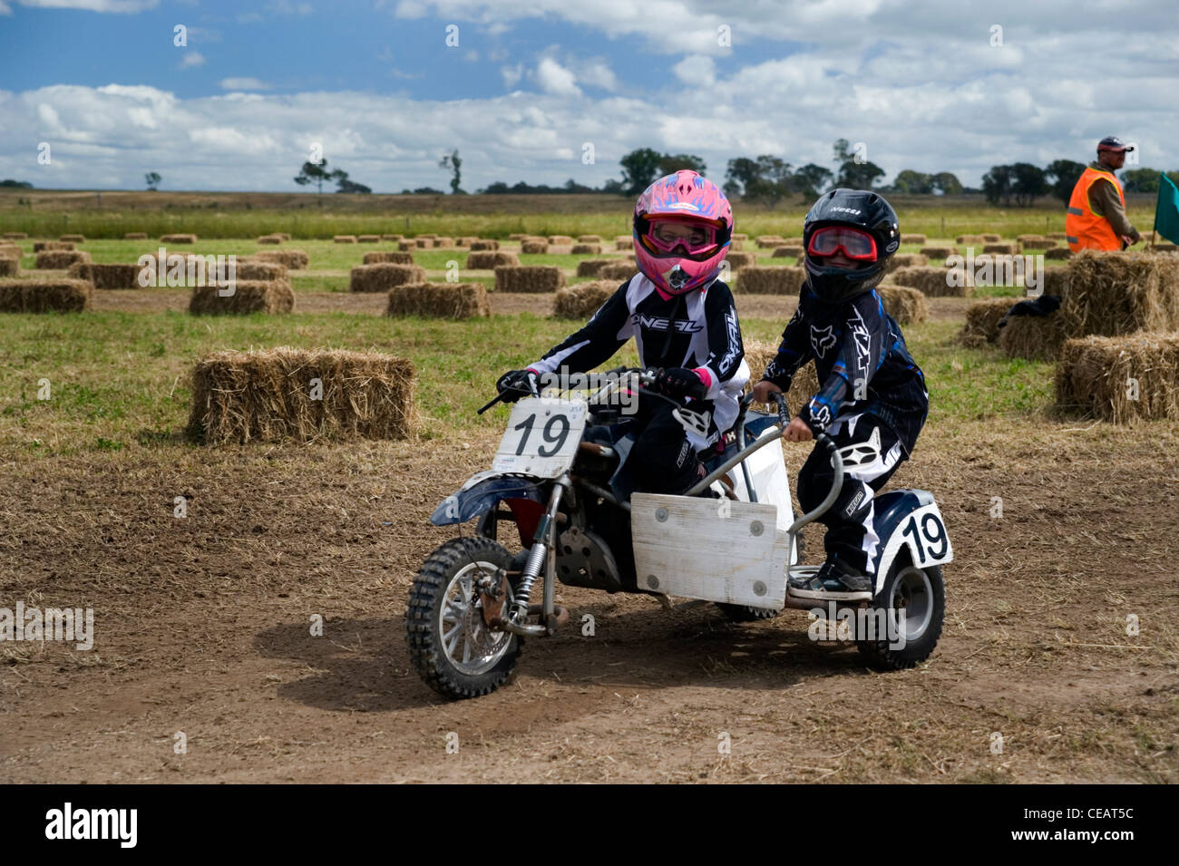 Kinder Seitenwagen Motorrad-Rennsport Stockfoto