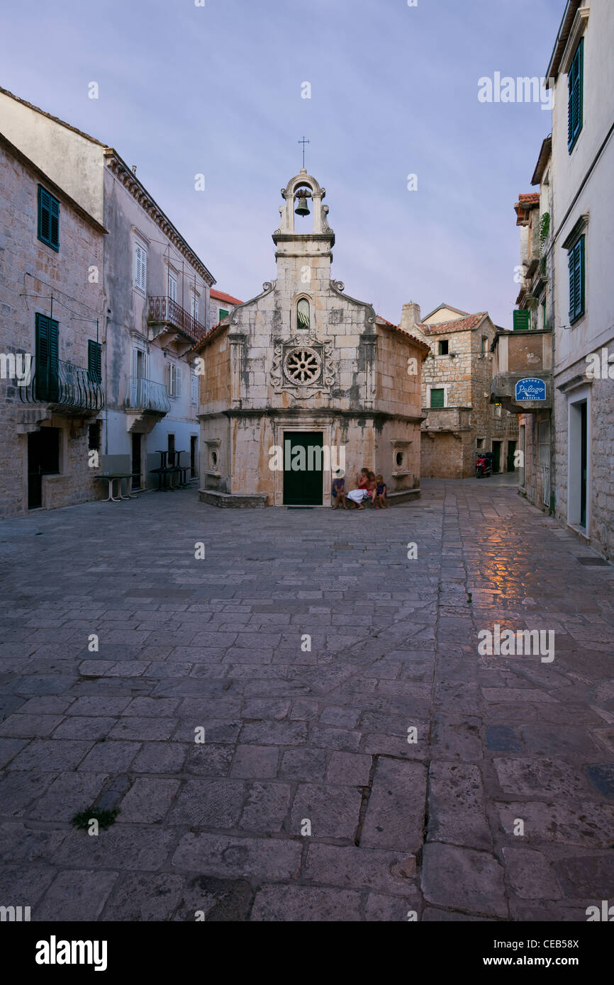 St. Johanniskirche in Jelsa, Insel Hvar, Dalmatien, Kroatien Stockfoto