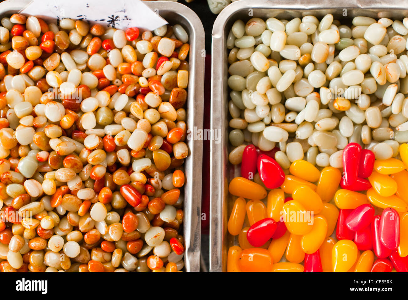 Steinen, Panjiayuan Flohmarkt, Chaoyang District, Beijing, China, Asien. Stockfoto