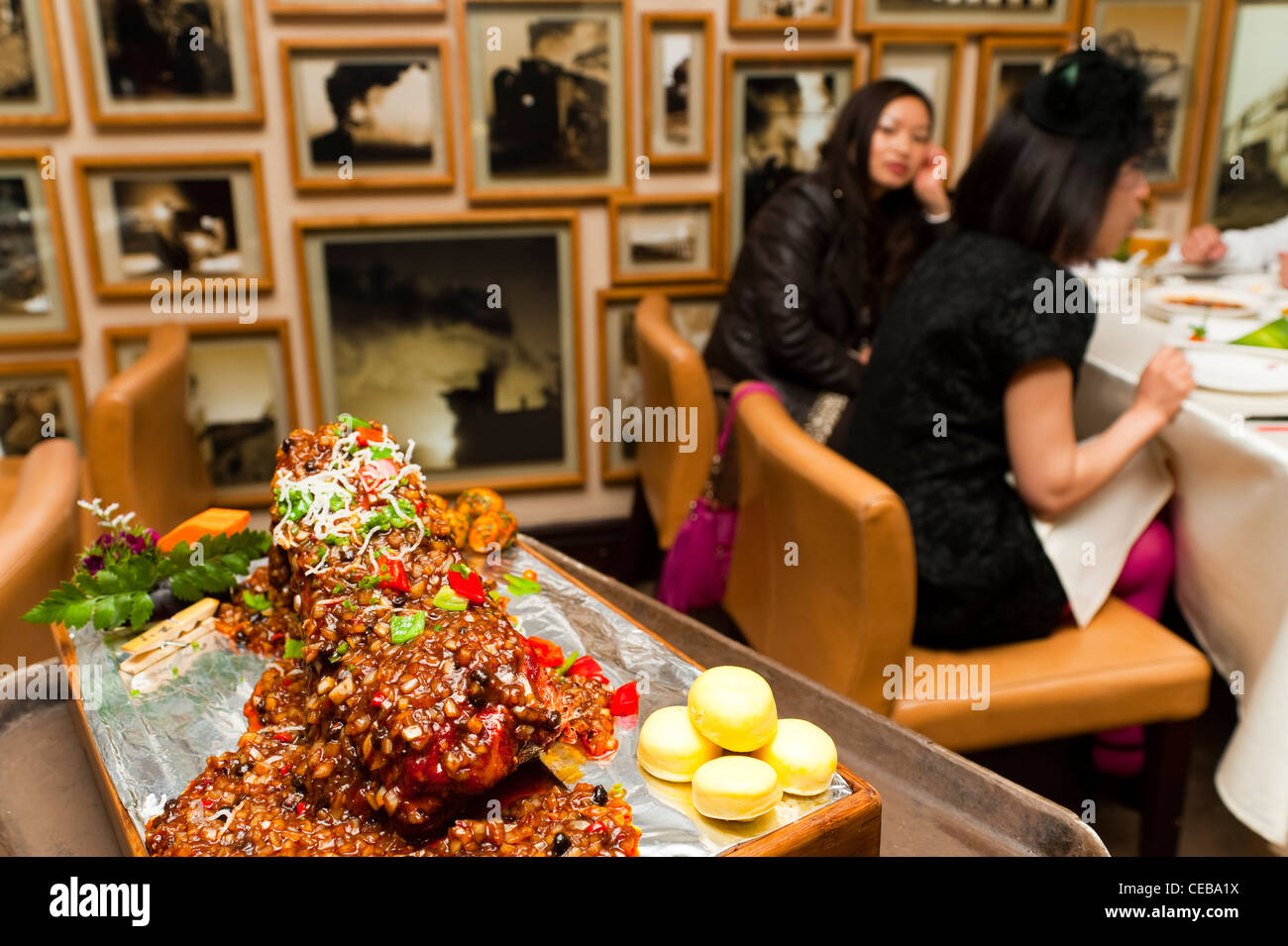 Schweinefleisch Rippen, Sichuan Küche Restaurant, Haiyongxiang District, Shanghai, China, Asien. HERR Stockfoto