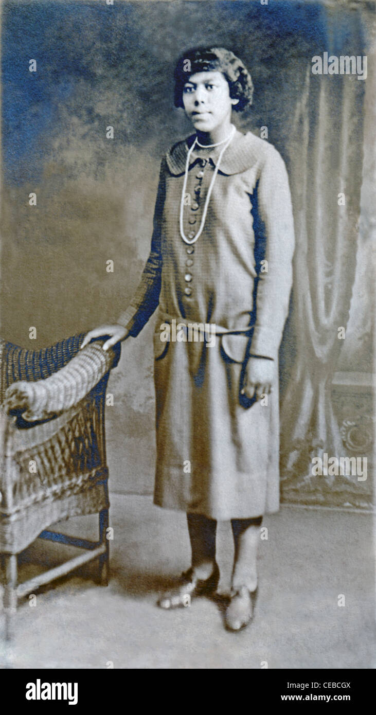 Vintage Foto afroamerikanischen jungen Frau circa Anfang der 1920er Jahre. Stockfoto