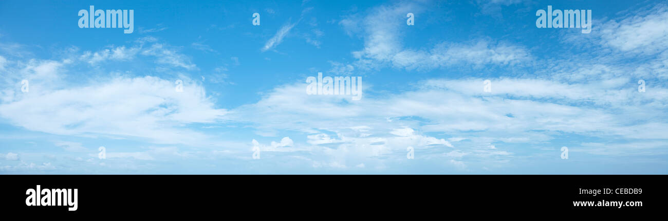 Panorama-Aufnahme von einem schönen bewölkten Himmel Stockfoto