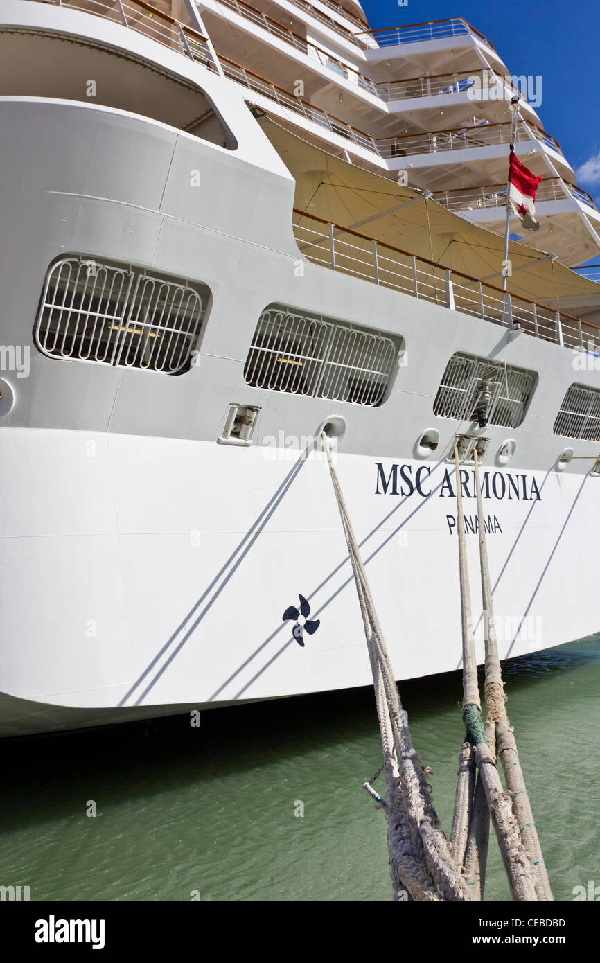 MSC Armonia Kreuzfahrtschiff angedockt an Cadiz, Spanien Stockfoto