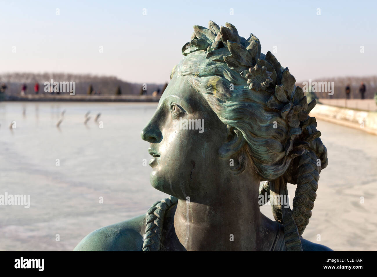 Le Loiret Statue (17thC) auf dem Gelände des Palastes von Versailles, Yvelines, Frankreich Stockfoto
