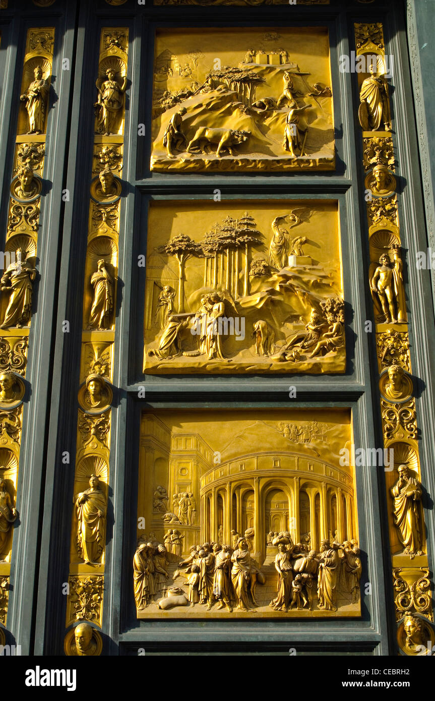 Detail der Taufkapelle Türen in das Battistero di San Giovanni, Florenz Stockfoto