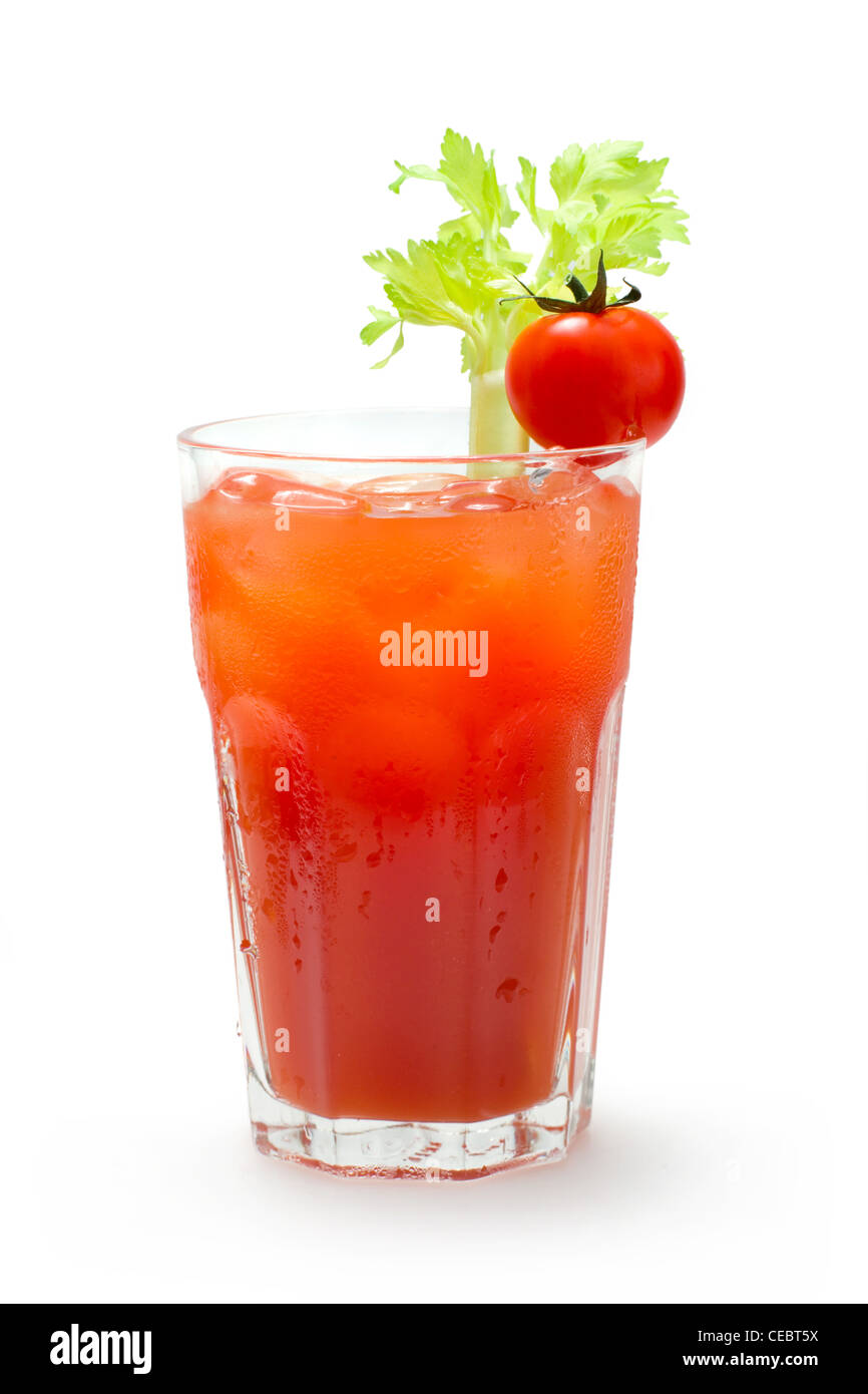 Bloody Mary (Wodka, Tomatensaft, Salz, Gewürz, Worchester Sauce) Stockfoto