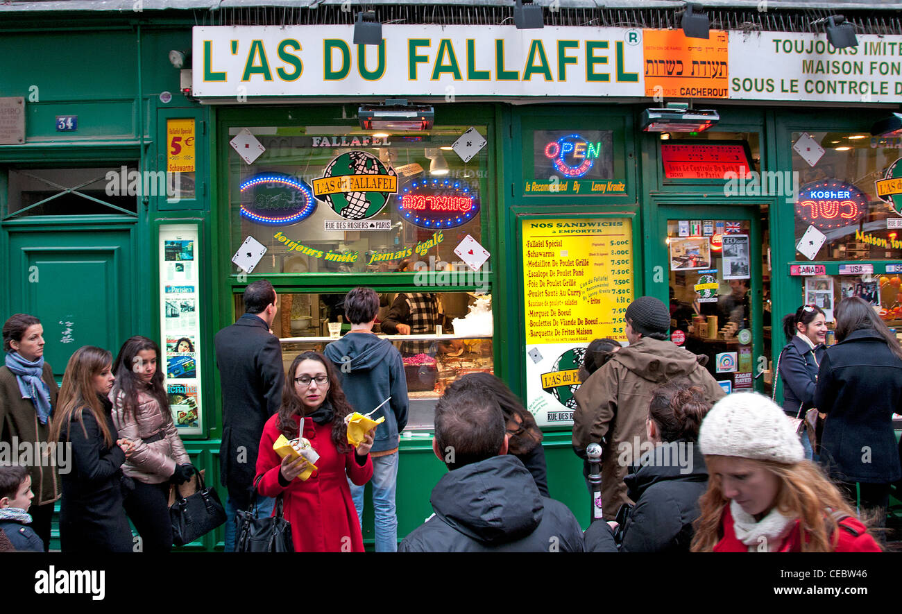 Lás du Fallafel ist berühmt in Israel für seine Falafel Restaurant Marais Paris Frankreich Stockfoto