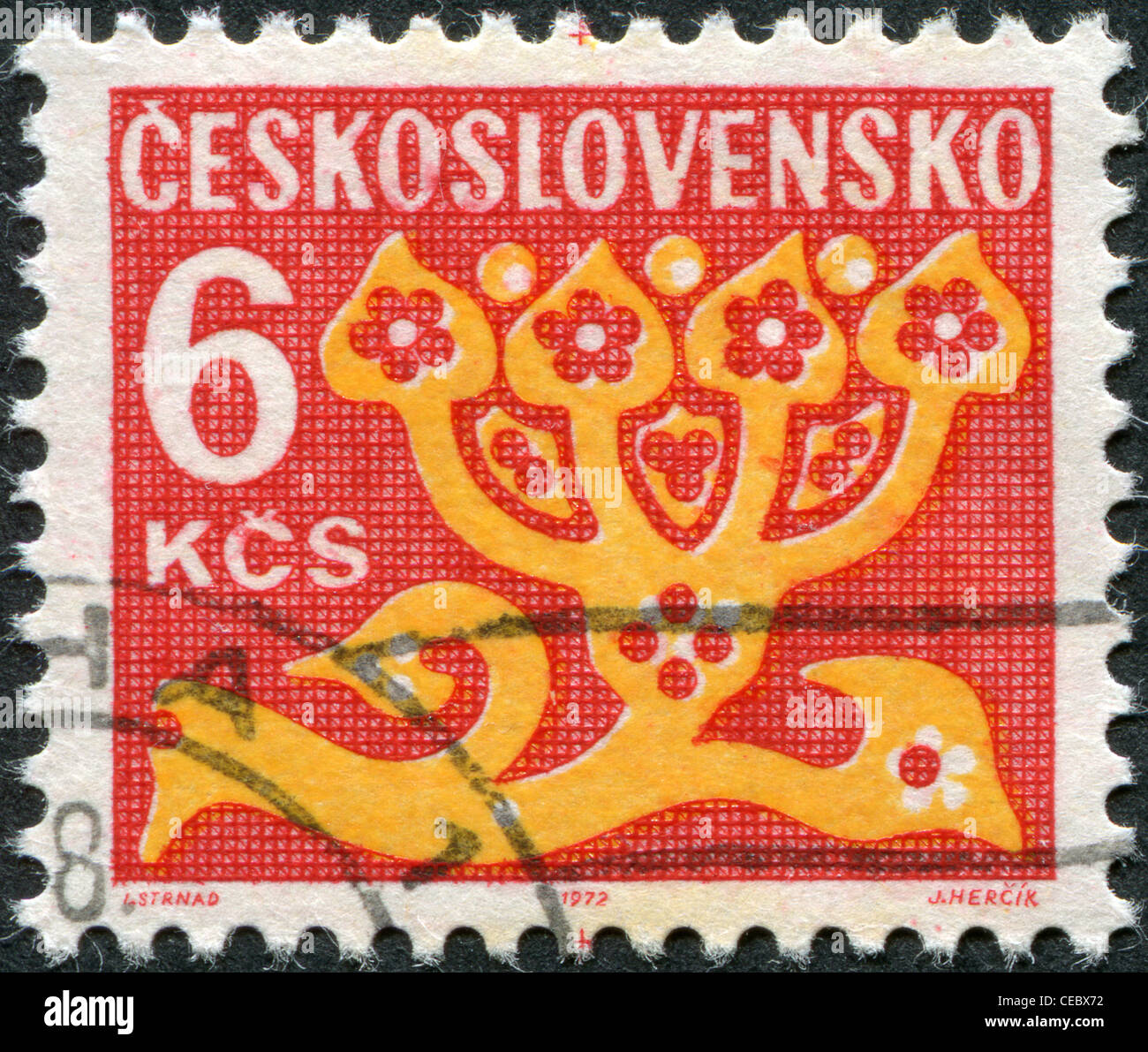Tschechoslowakei - ca. 1972: Eine Briefmarke gedruckt in der Tschechoslowakei, stilisierte Blume, ca. 1972 gezeigt Stockfoto