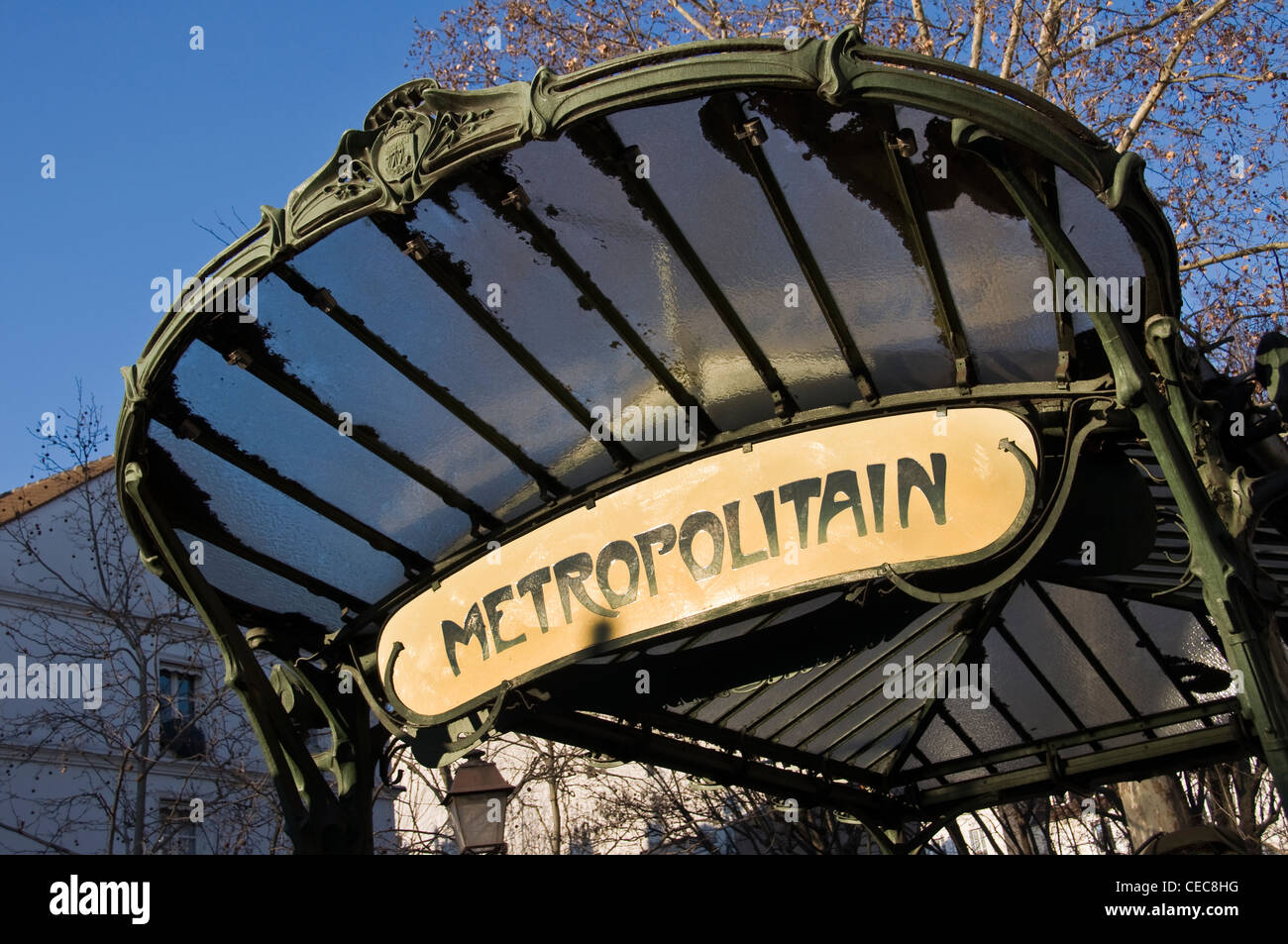 Eingang von der u-Bahnstation "Abbesses" - Paris (Frankreich) Stockfoto