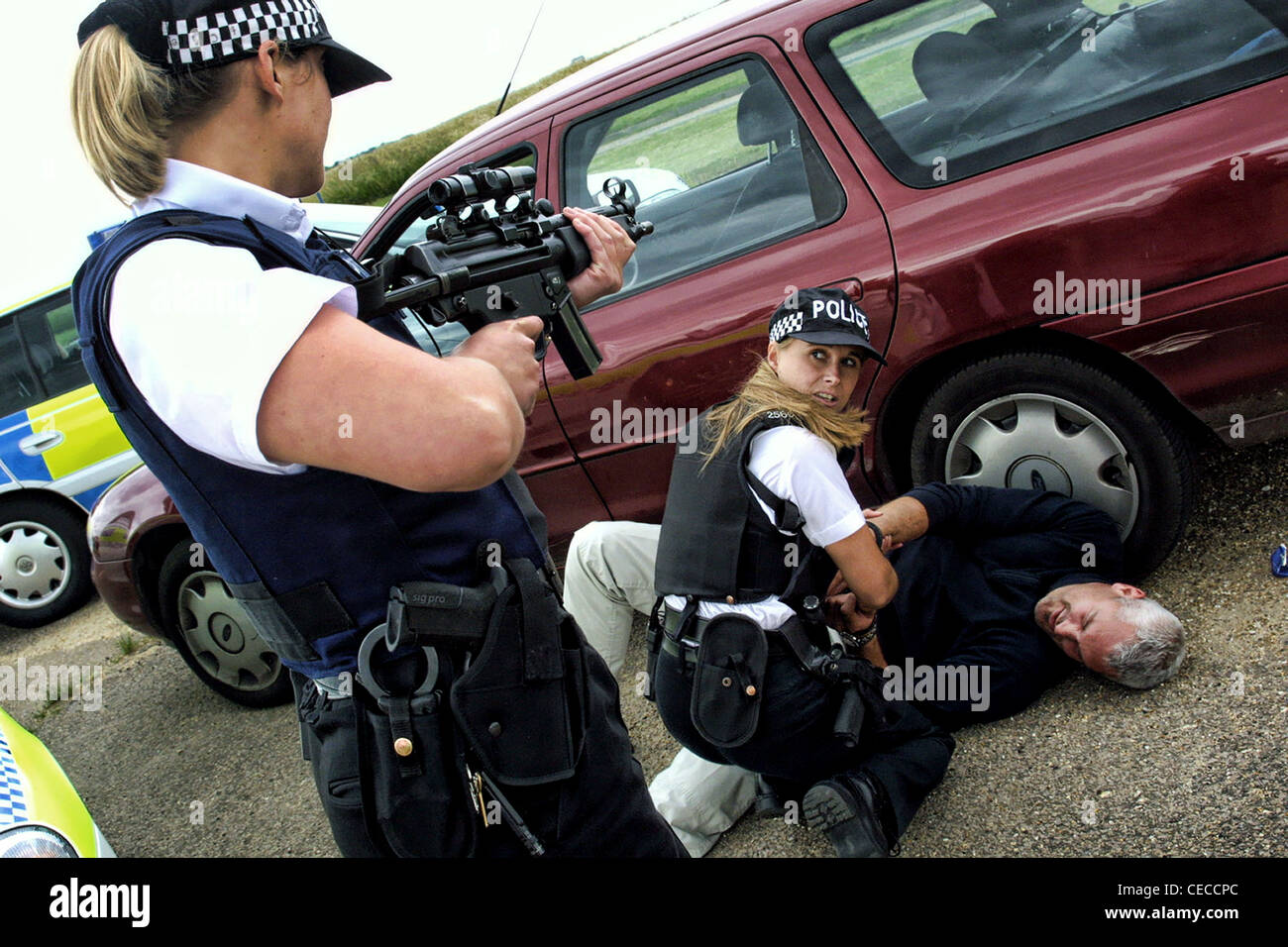 Simulierten Waffe Polizeiausbildung an MOD Wethersfield, UK Stockfoto