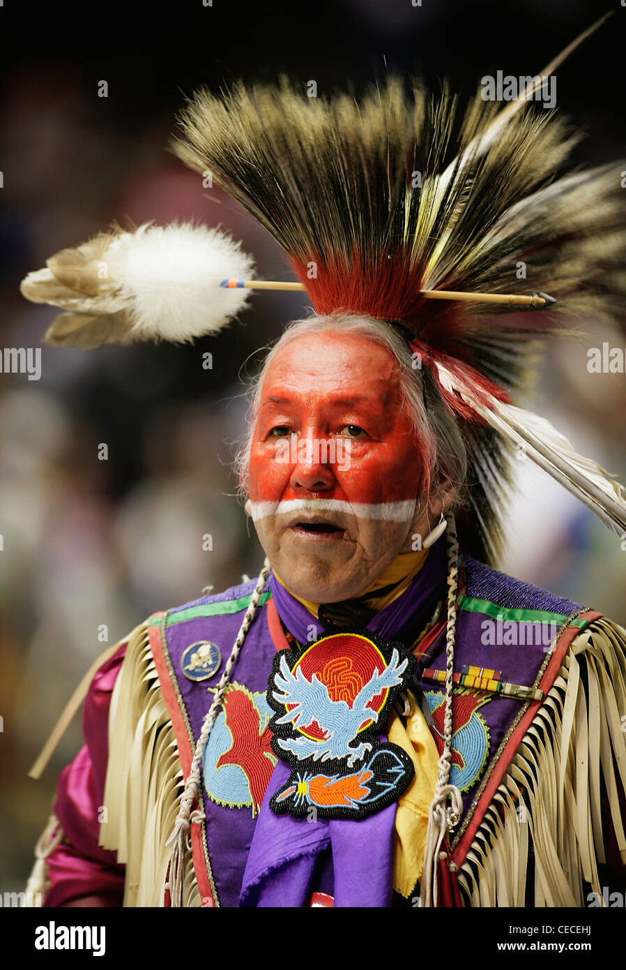 Albuquerque, New Mexico. Teilnehmer in The Gathering of Nations, eine jährliche Veranstaltung, die als die größte Powwow in der ganzen Welt präsentiert. Stockfoto