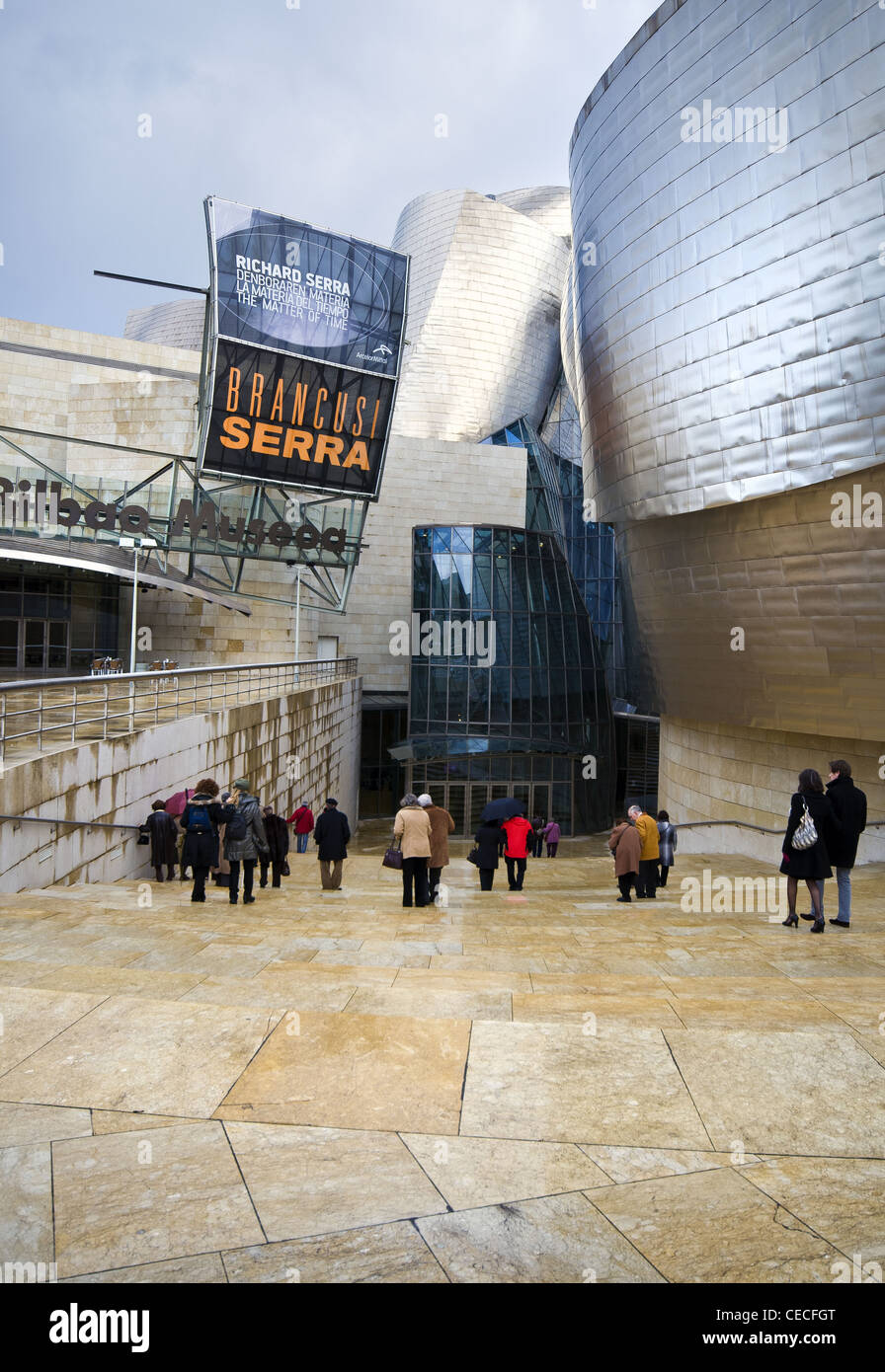 Das Guggenheim Museum in Bilbao entworfen von dem Architekten Gehry Stockfoto
