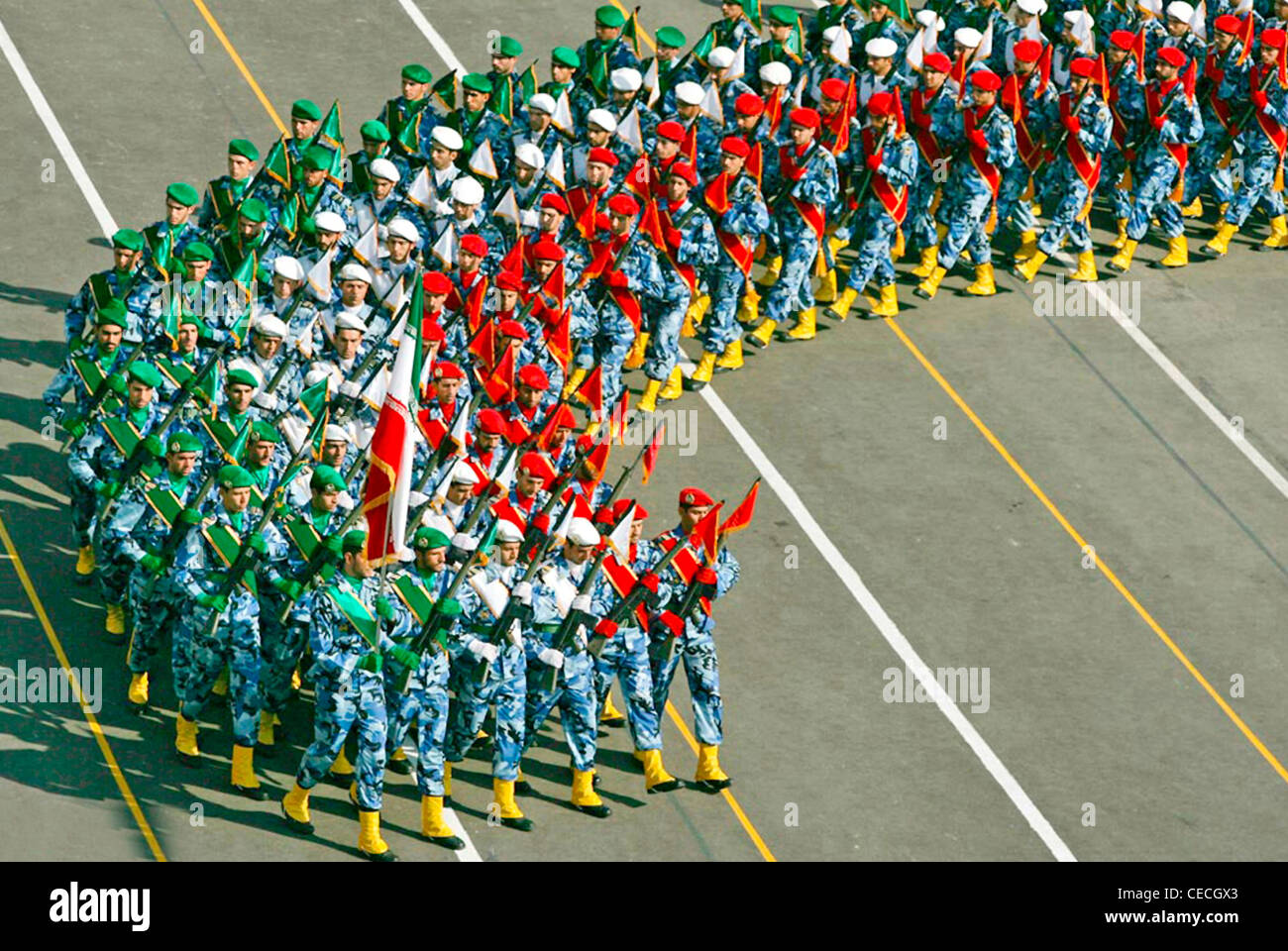 Militärische Demonstration der iranischen Armee in Teheran. Stockfoto