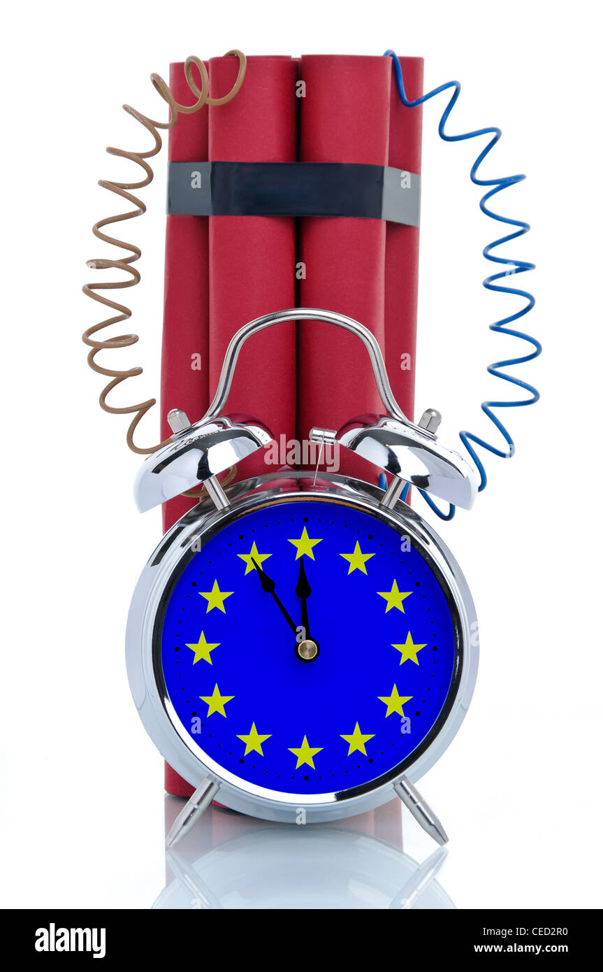 Zeitbombe, Wecker angebracht, um das Dynamit Stöcke, symbolisches Bild, Krise in Europa Stockfoto