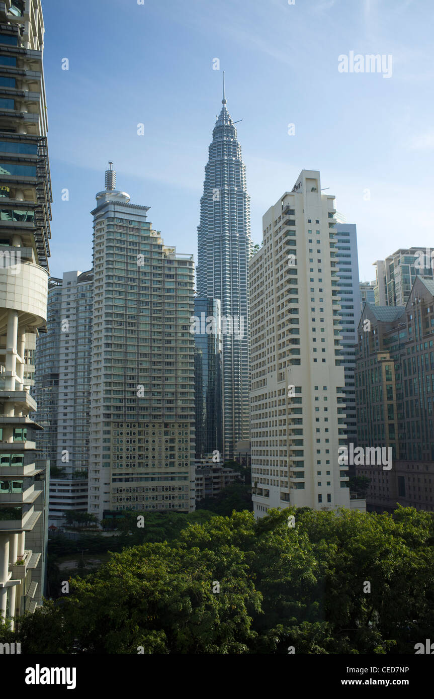 Petronas towers kuala lumpur -Fotos und -Bildmaterial in hoher ...