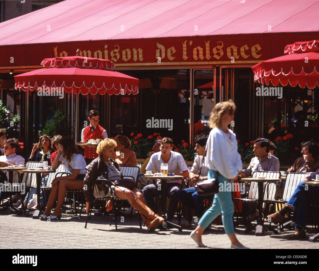 La Maison de L'Alsace Restaurant, Avenue des Champs-Élysées, Paris, Île-de-France, Frankreich Stockfoto