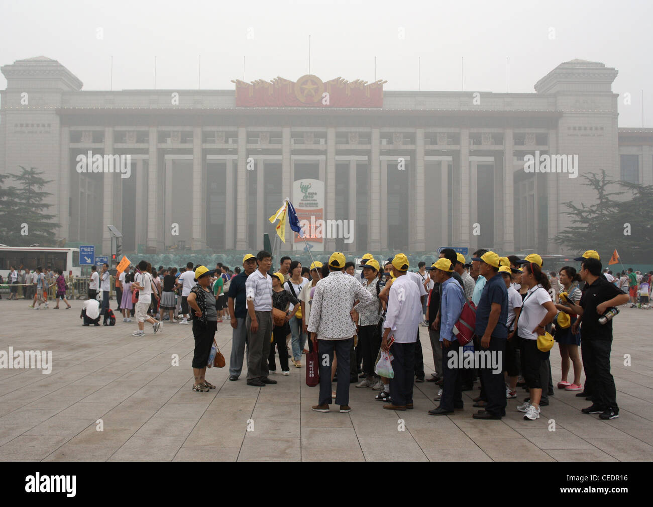 Reisegruppe in Beijing Tiananmen-Platz Stockfoto