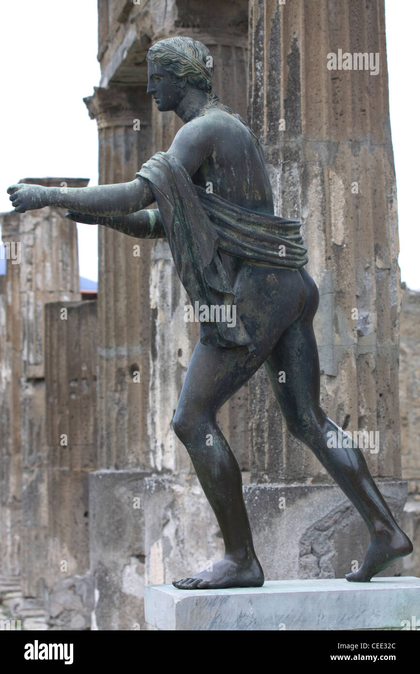 Statue des Apollo im Tempel des Apollo-Pompeji-Italien Stockfoto