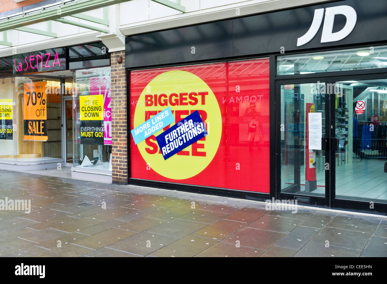 La Senza und JD Sports Shops geschlossen Stockfoto