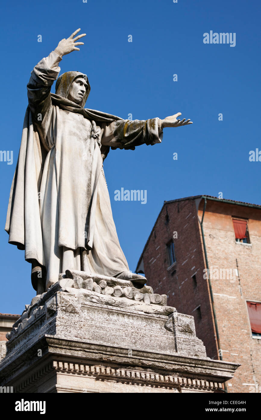 Statue von Savonarola Ferrara Emilia-Romagna Italien Stockfoto