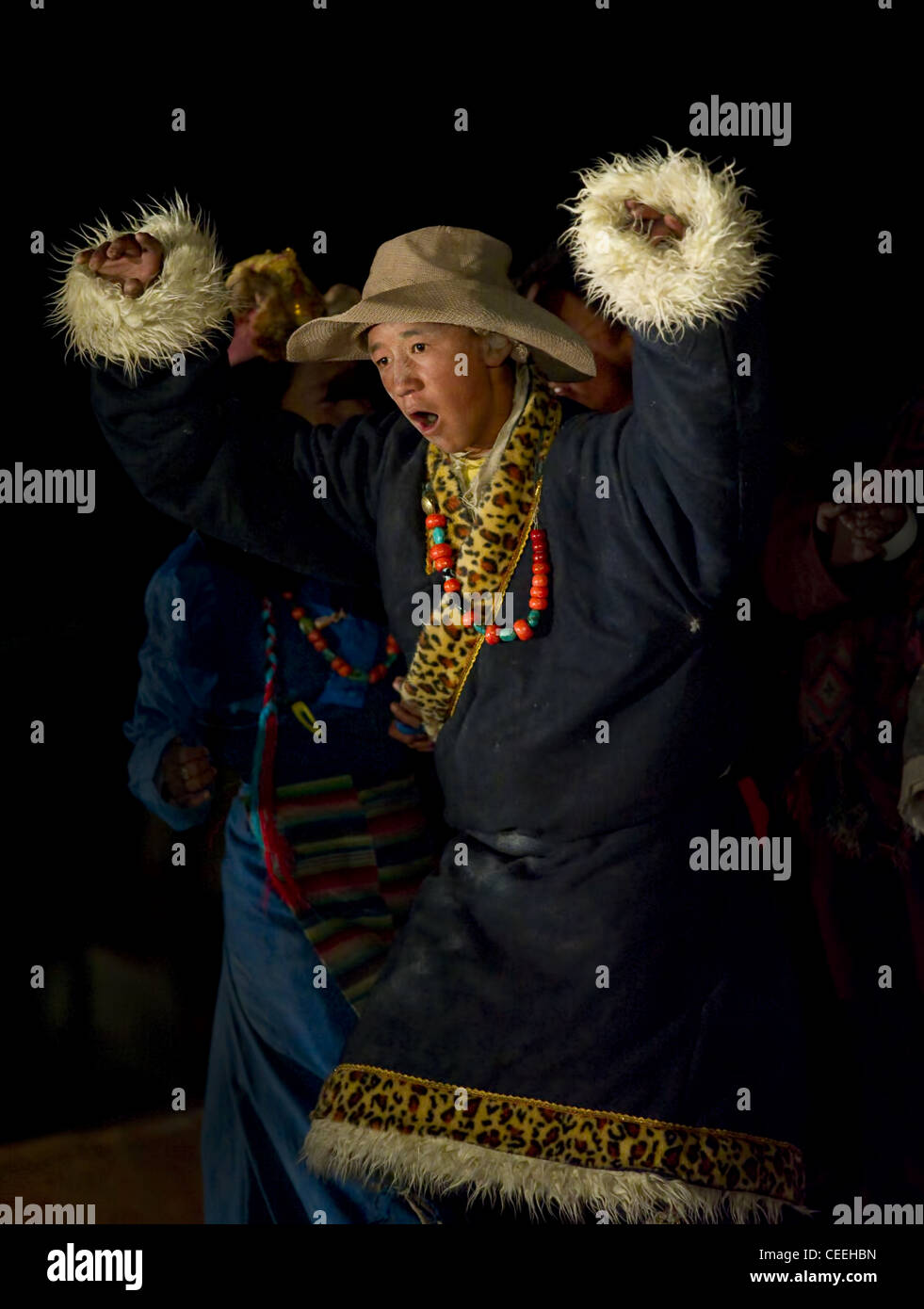 Lied und Tanz-Performance der nomadischen Kinder von Chanthang, Ladakh Stockfoto