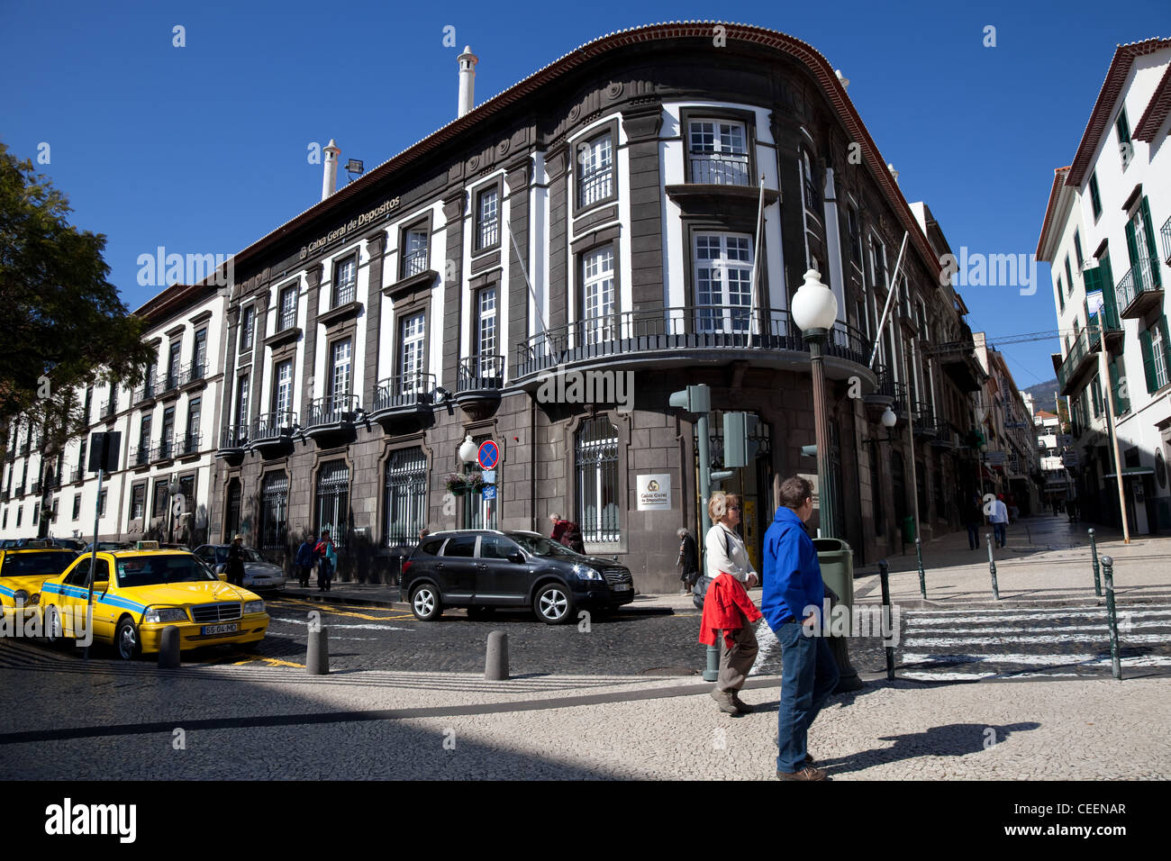 Caixa Geral de Depósitos, portugiesische Bank SA in Funchal, Madeira, Europa. Stockfoto