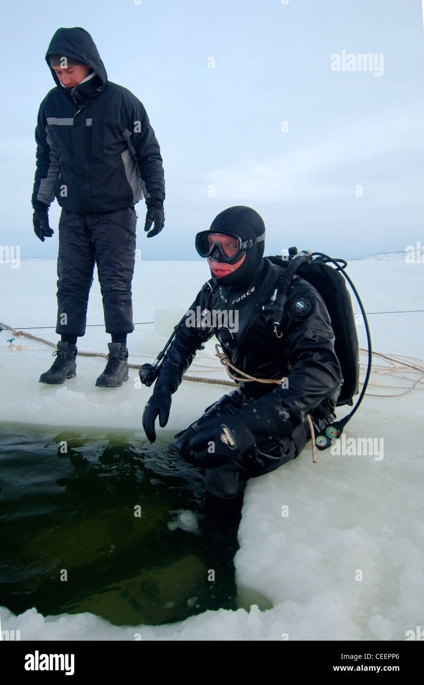 Subglazialen Tauchen im Schwarzen Meer, Odessa, Ukraine, Osteuropa Stockfoto