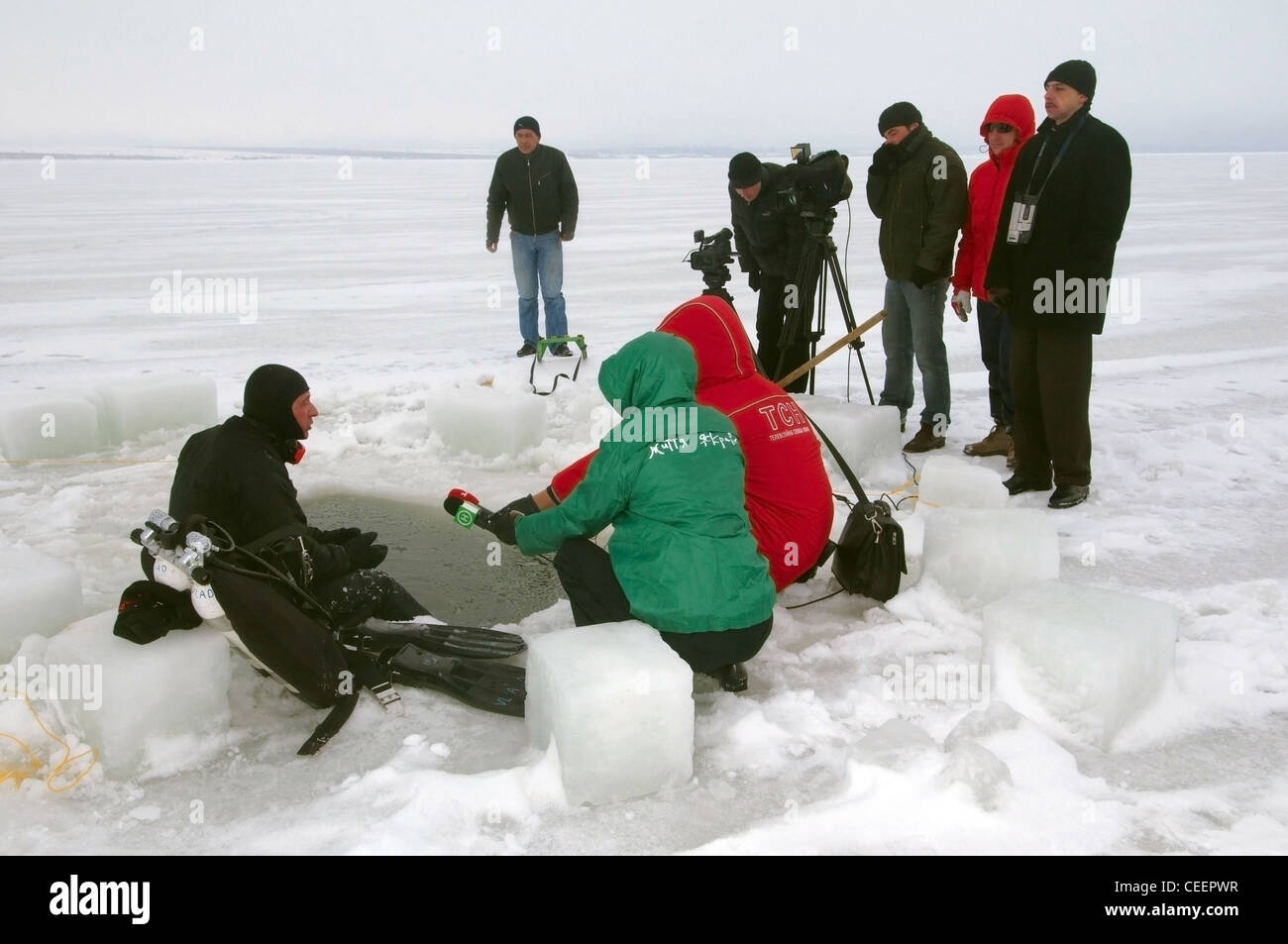 Subglazialen Tauchen im Schwarzen Meer, Odessa, Ukraine, Osteuropa Stockfoto