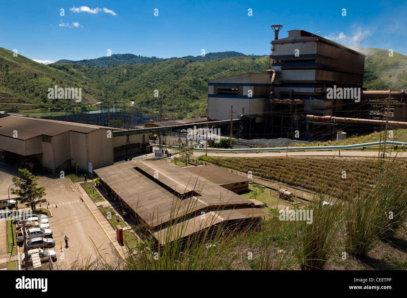 Anglo American plc Loma de Nikel Nickel Mine Website und Verarbeitungsbetrieb. In der Nähe von Caracas, Venezuela. Stockfoto